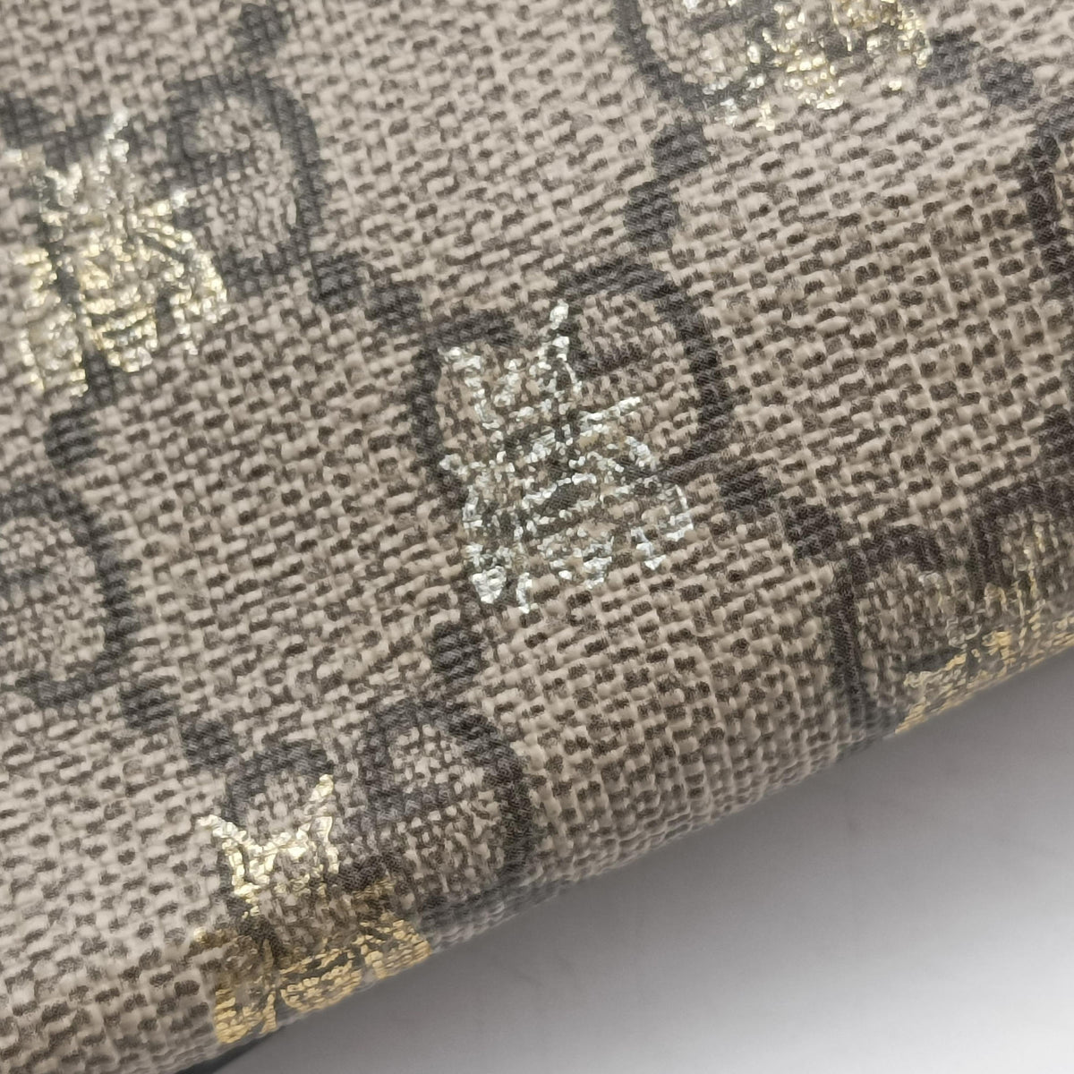 Pre-owned Gucci GG Supreme Bee Black× Beige PVC coated canvas×leather 473887 handbag | stylenewstar