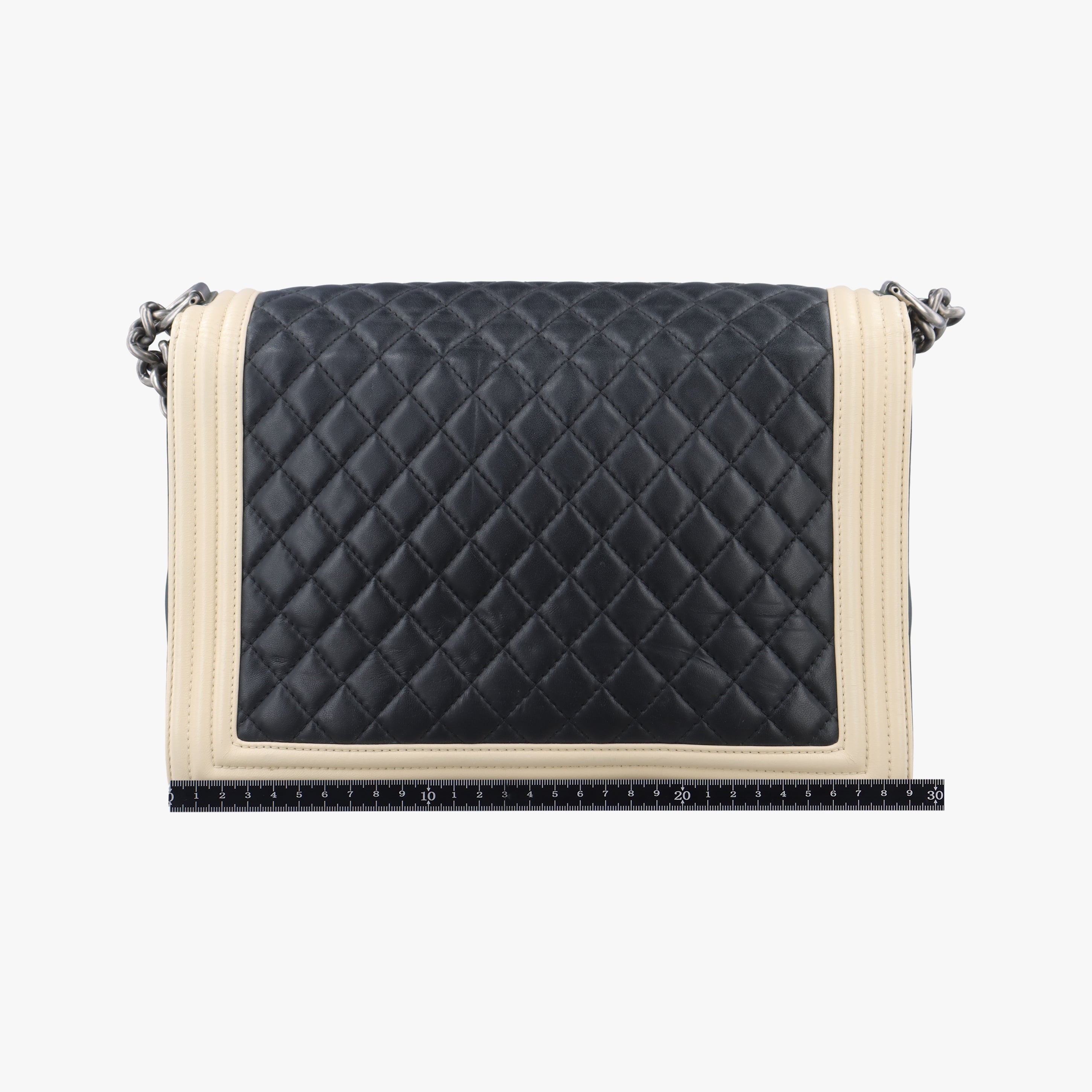 Vintage Chanel BOY CHANEL Black×beige lambskin A67087 shoulderbag | stylenewstar