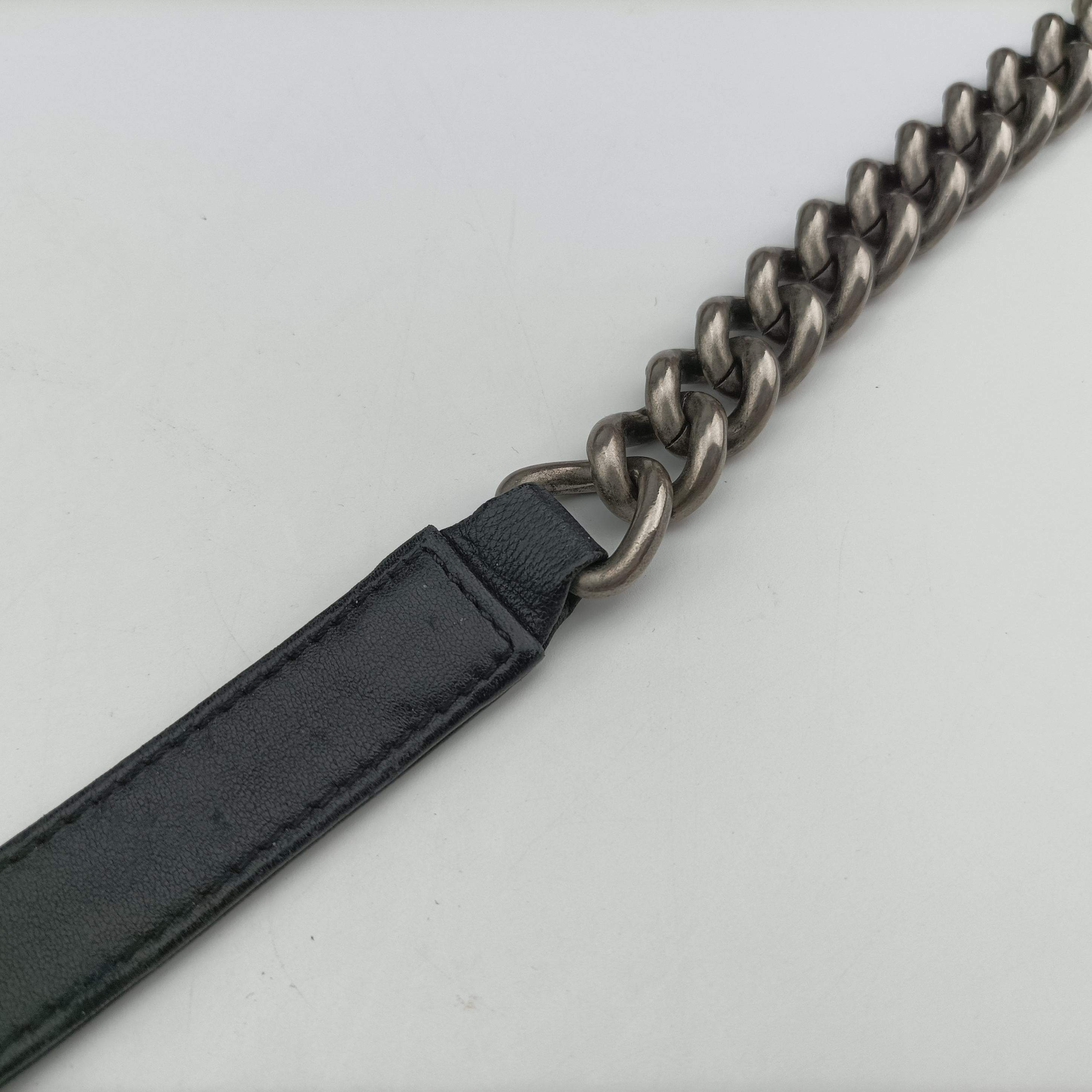 Vintage Chanel BOY CHANEL Black×beige lambskin A67087 shoulderbag | stylenewstar