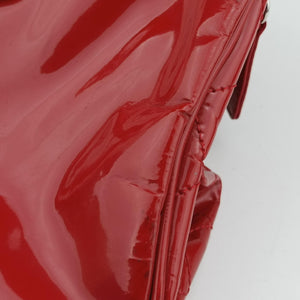 Pre-owned Chanel Paris-Venice Vinyl Lipstick Ligne Red Patent A47926 shoulderbag | stylenewstar