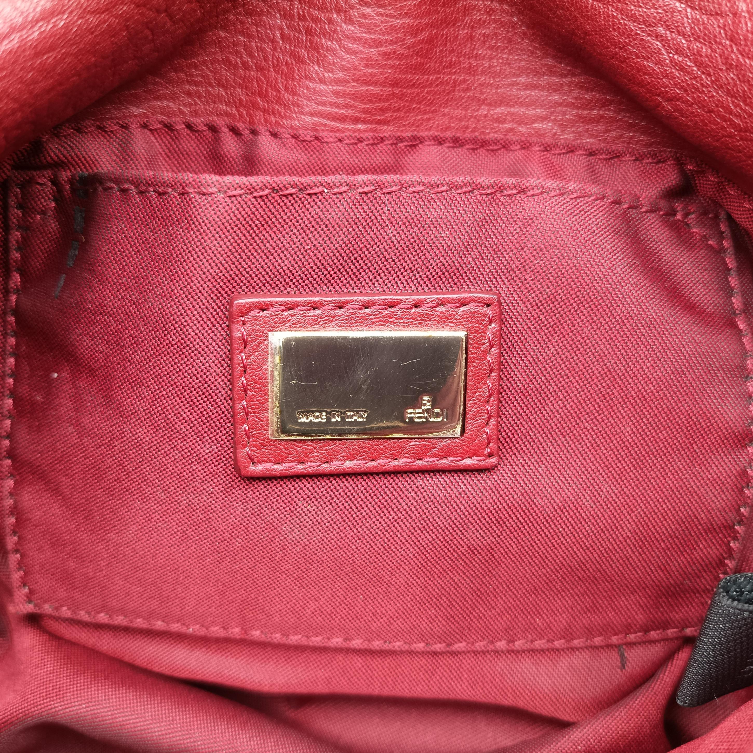 Secondhand Fendi Baguette Red Leather 8BR180 handbag | stylenewstar