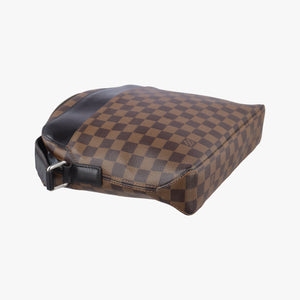 Pre-owned Louis Vuitton Jake messenger PM EBENE Damier Canvas N41568 shoulderbag | stylenewstar