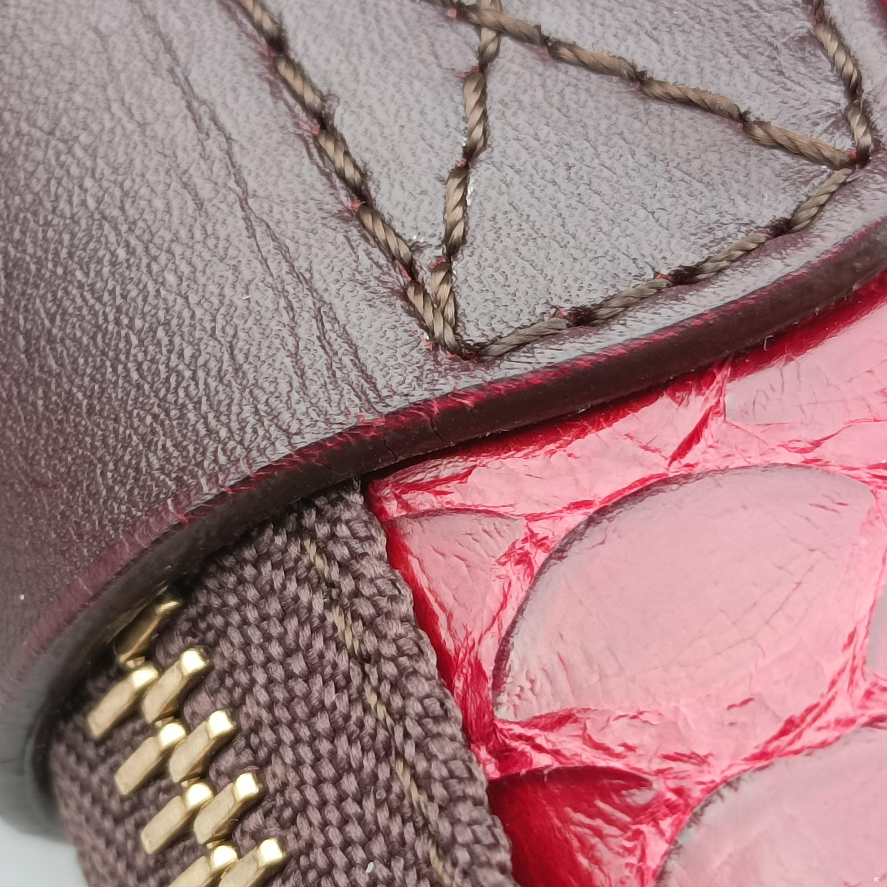 Secondhand Celine Luggage Micro shopper Black x Red x Multicolor snakeskin × leather  handbag | stylenewstar