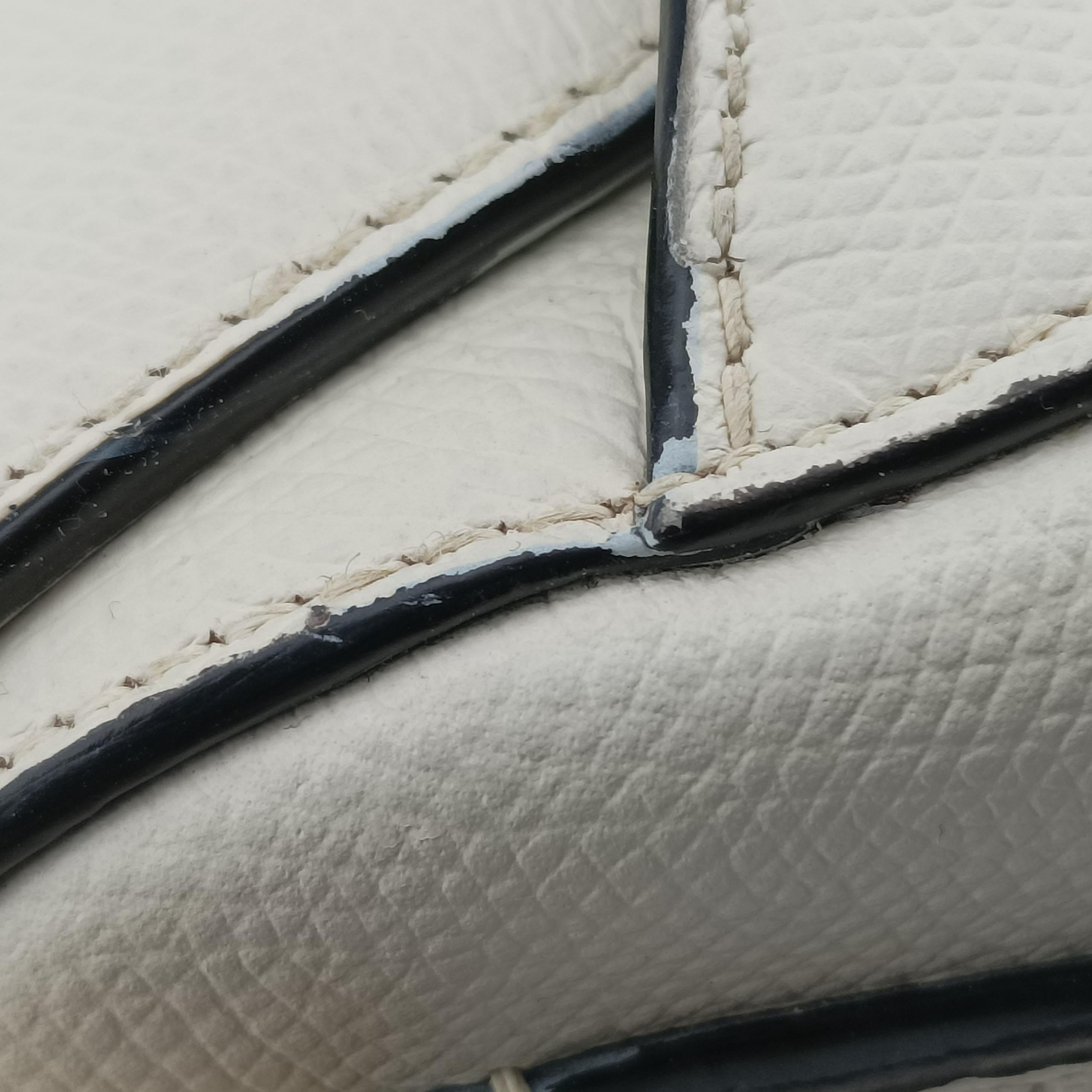 Pre-owned Christian Dior Saddle White Leather  handbag | stylenewstar