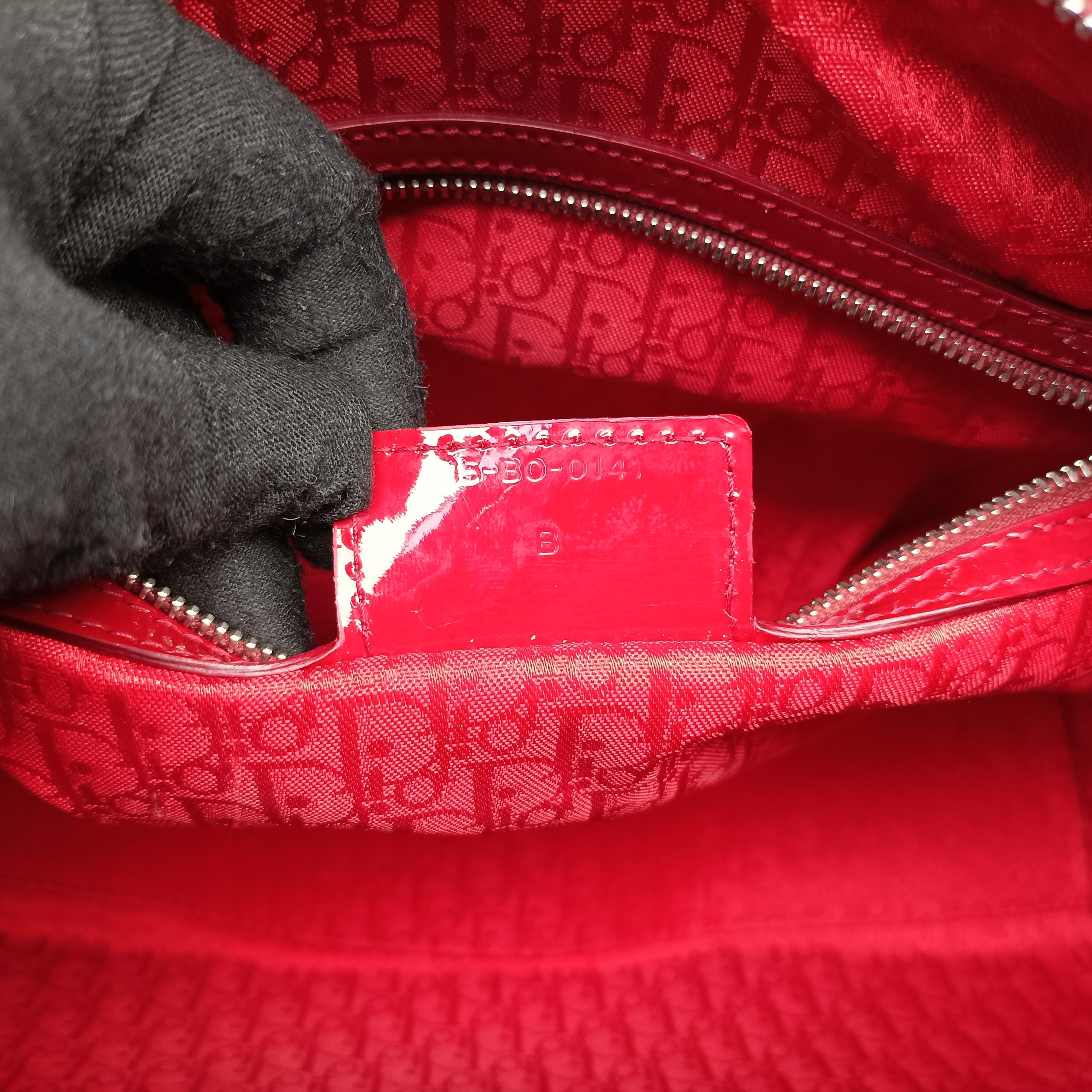 Pre-owned Christian Dior Lady Dior Red patent  shoulderbag | stylenewstar