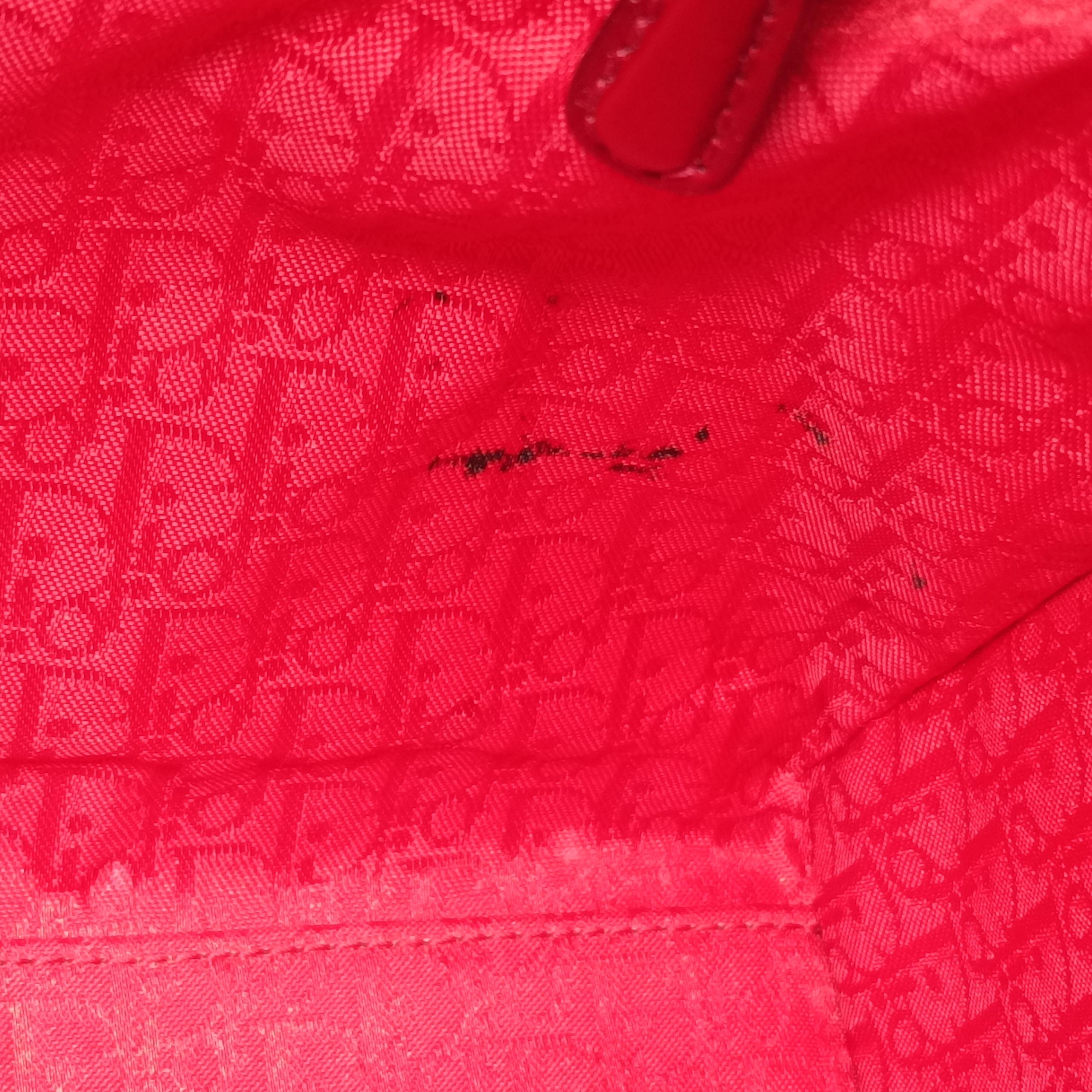 Pre-owned Christian Dior Lady Dior Red patent  shoulderbag | stylenewstar