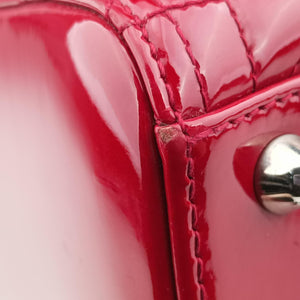 Pre-owned Christian Dior Lady Dior Red patent  shoulderbag | stylenewstar