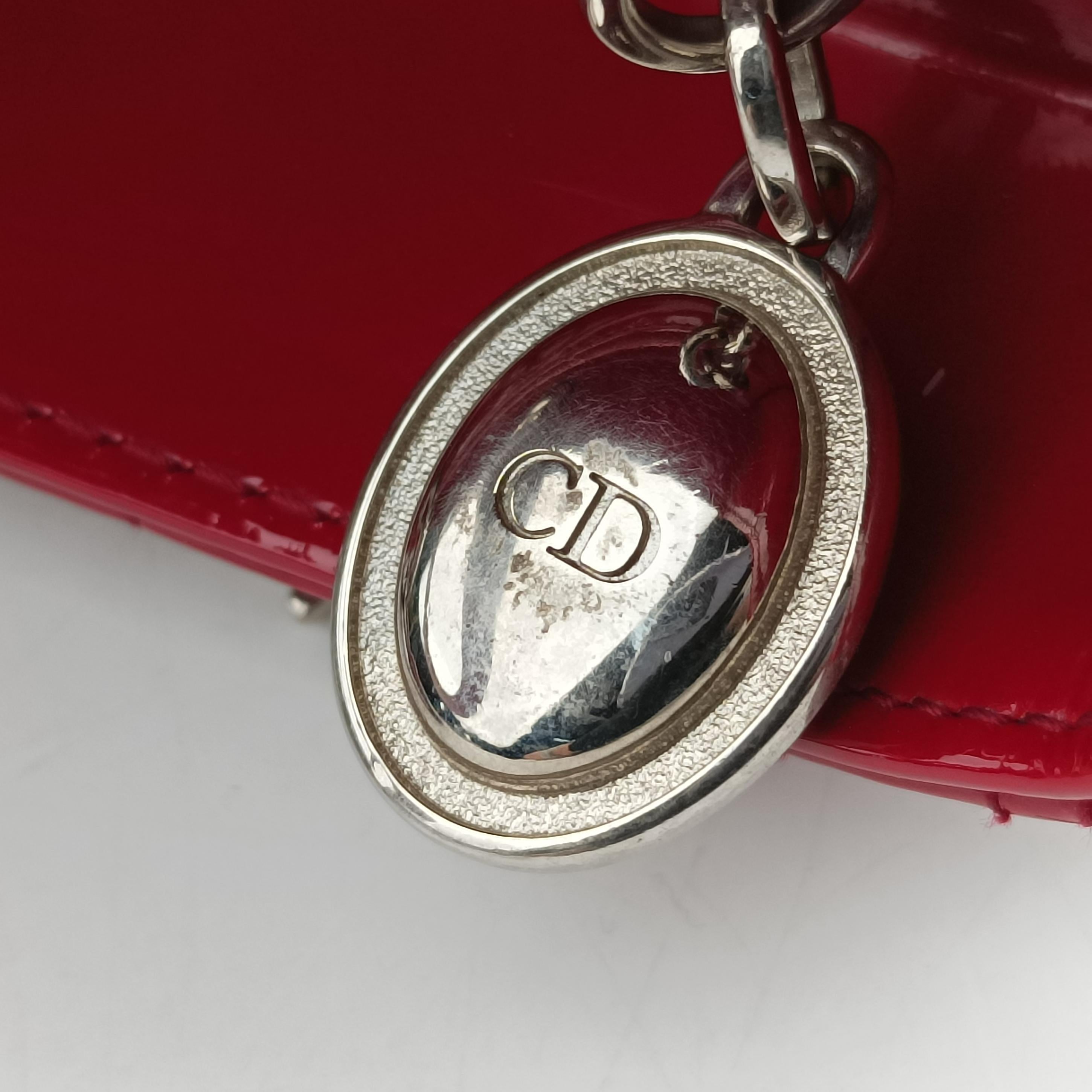 Pre-owned Christian Dior Lady Dior Red patent  shoulderbag | stylenewstar