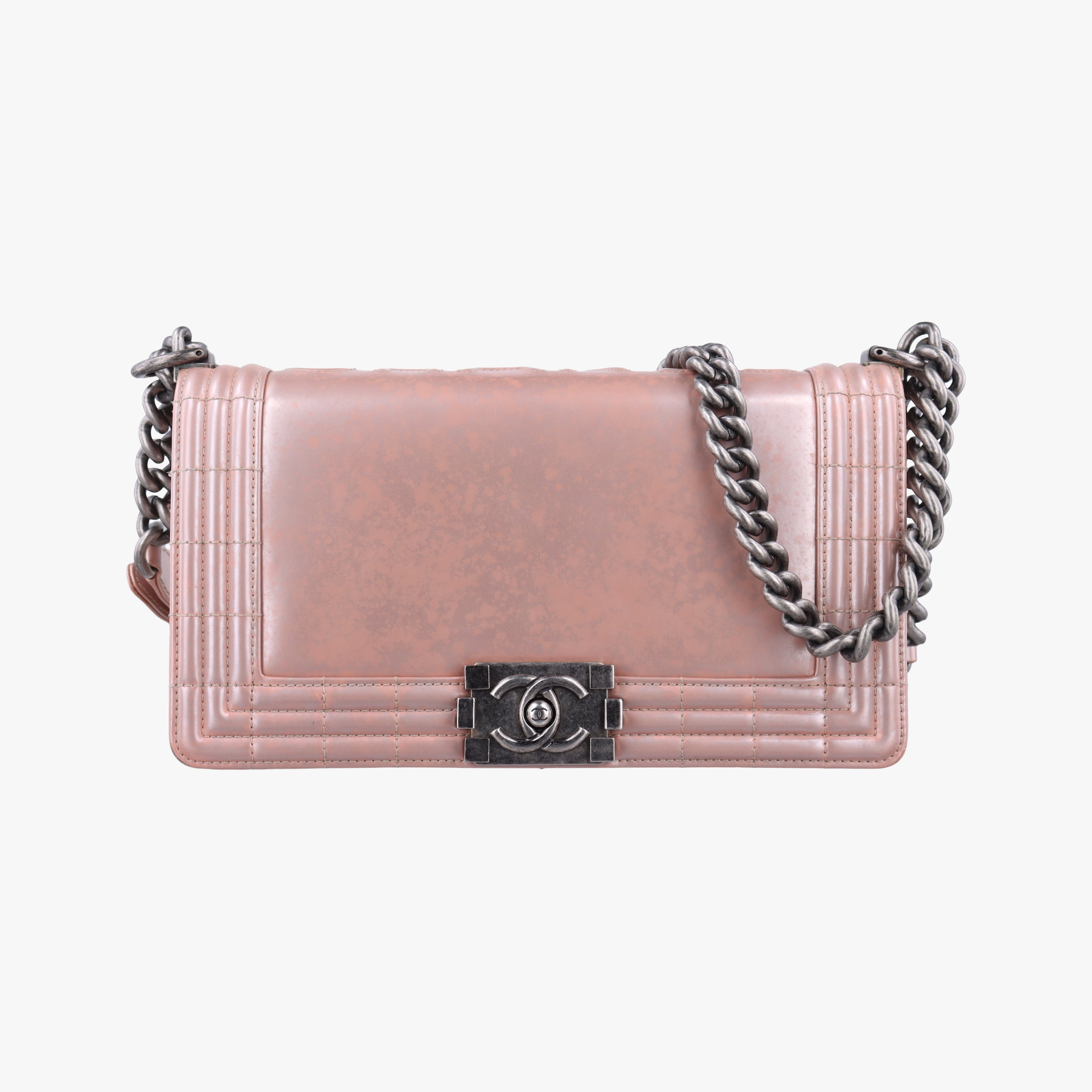 Secondhand Chanel BOY CHANEL Pink Patent A67018 shoulderbag | stylenewstar