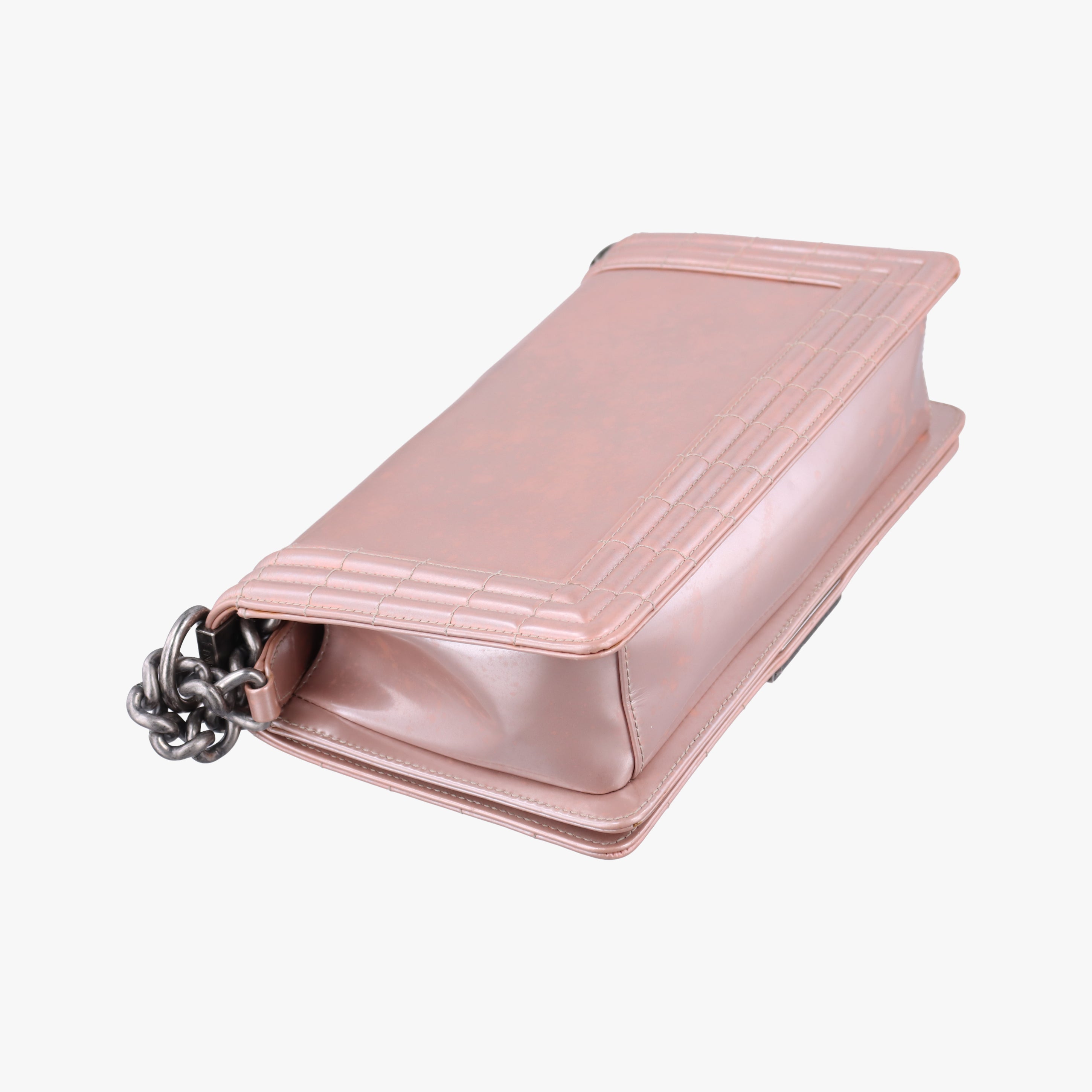 Secondhand Chanel BOY CHANEL Pink Patent A67018 shoulderbag | stylenewstar