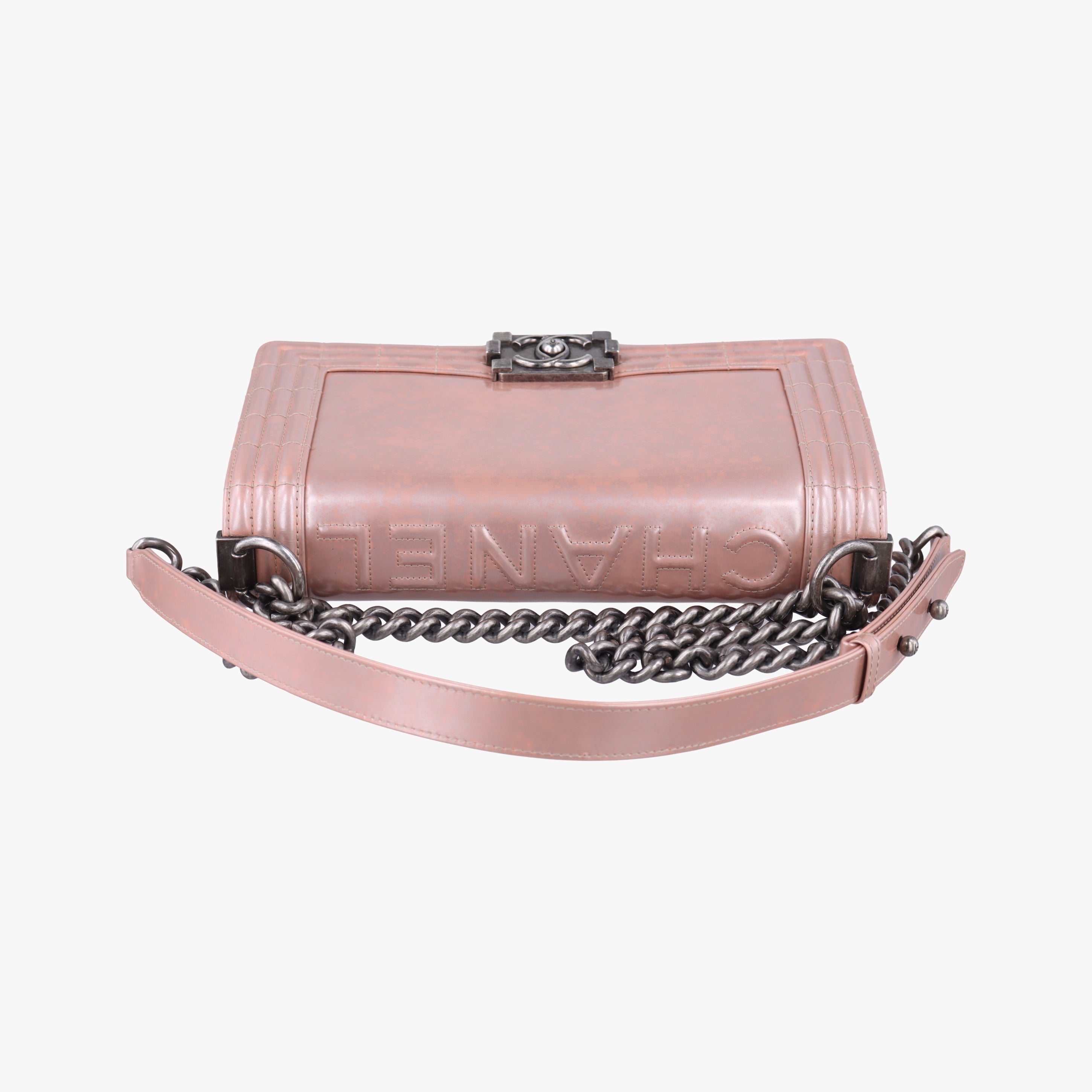 Secondhand Chanel BOY CHANEL Pink Patent A67018 shoulderbag | stylenewstar