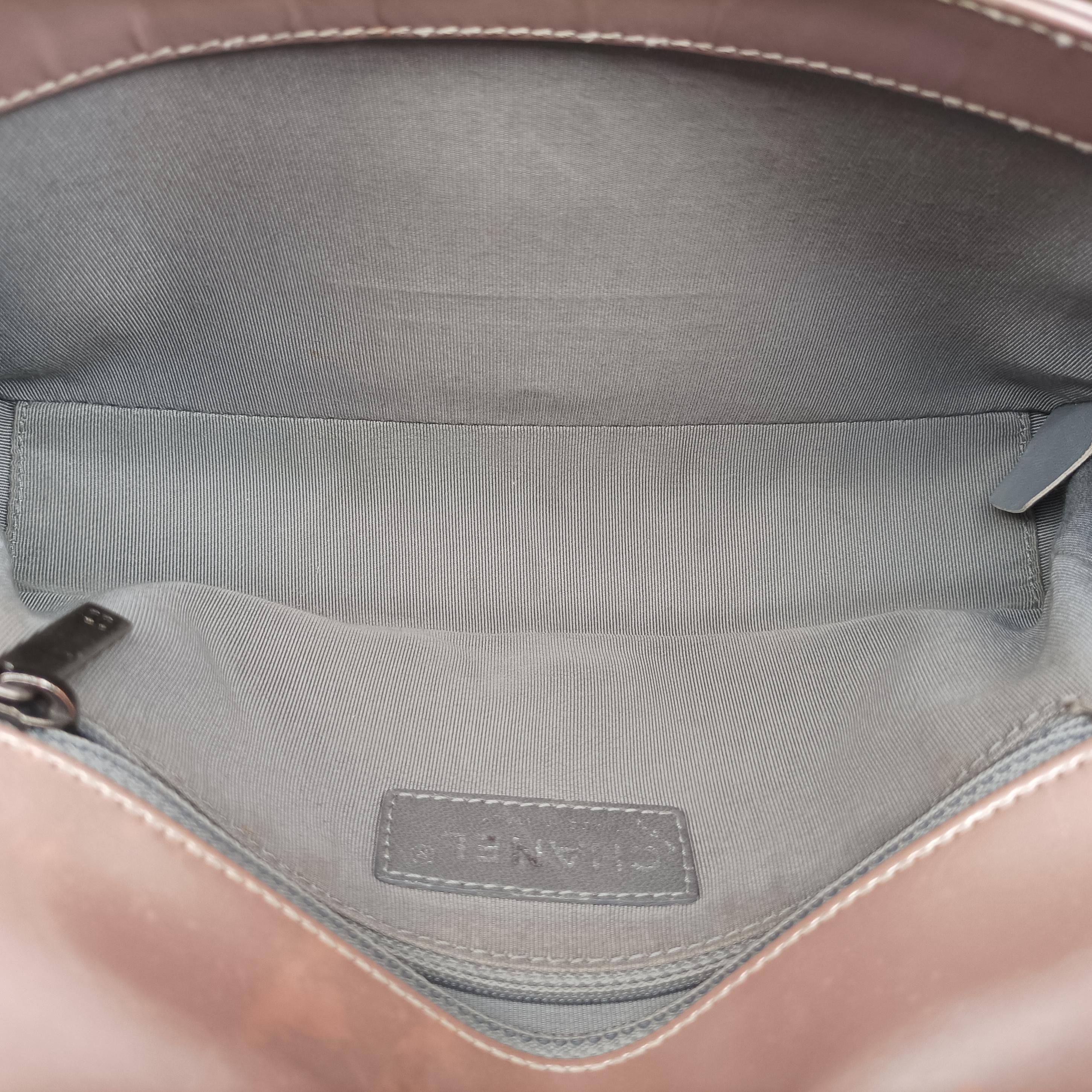 Secondhand Chanel BOY CHANEL Pink Patent A67018 shoulderbag | stylenewstar