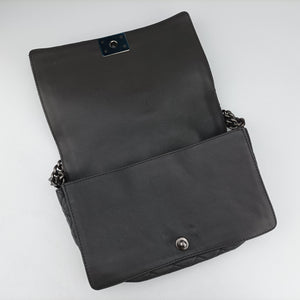 Pre-owned Chanel BOY CHANEL Grey leather A67948 shoulderbag | stylenewstar