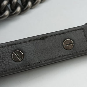 Pre-owned Chanel BOY CHANEL Grey leather A67948 shoulderbag | stylenewstar