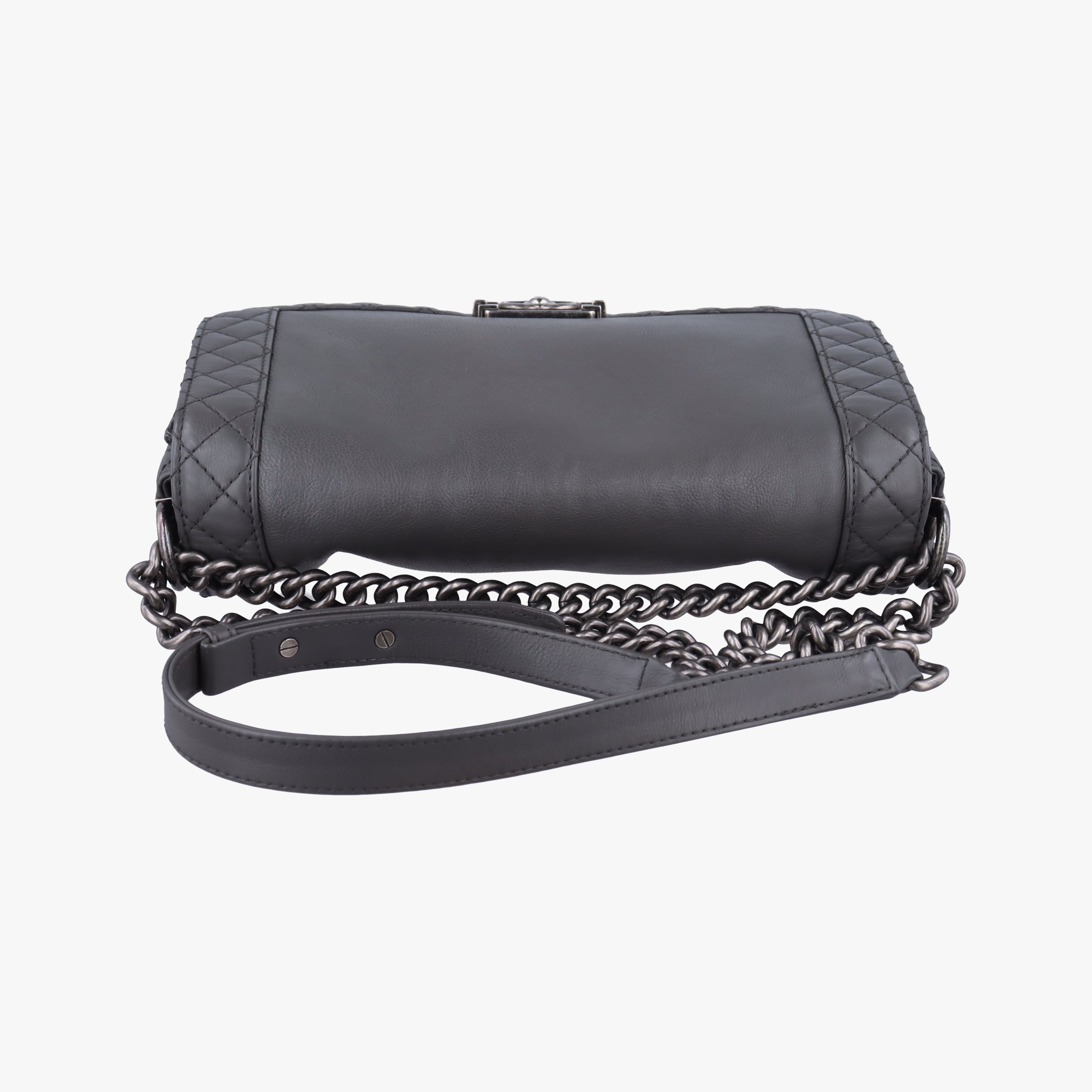 Pre-owned Chanel BOY CHANEL Grey leather A67948 shoulderbag | stylenewstar