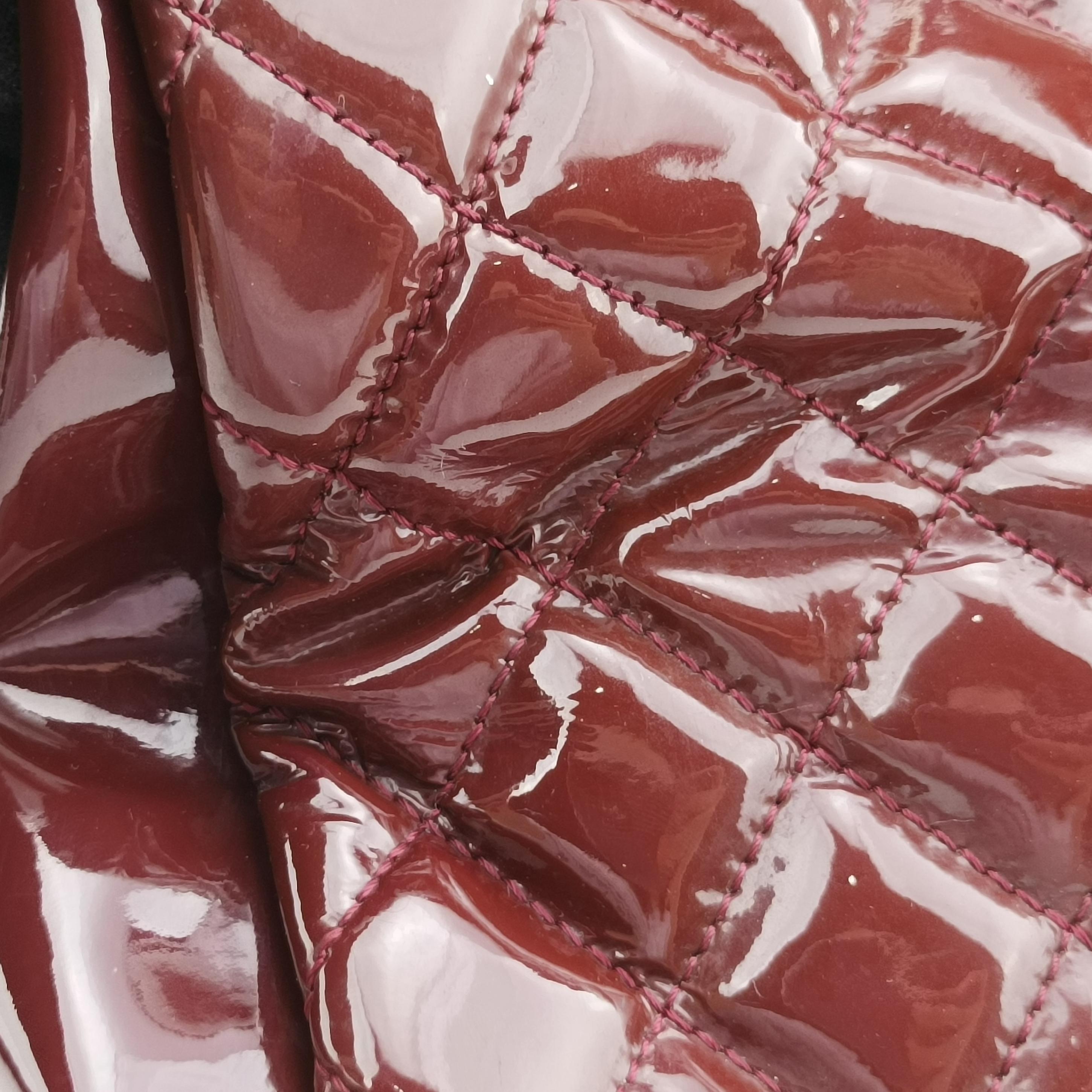 Pre-owned Chanel Mademoiselle Bowling Burgundy Patent A50561 handbag | stylenewstar