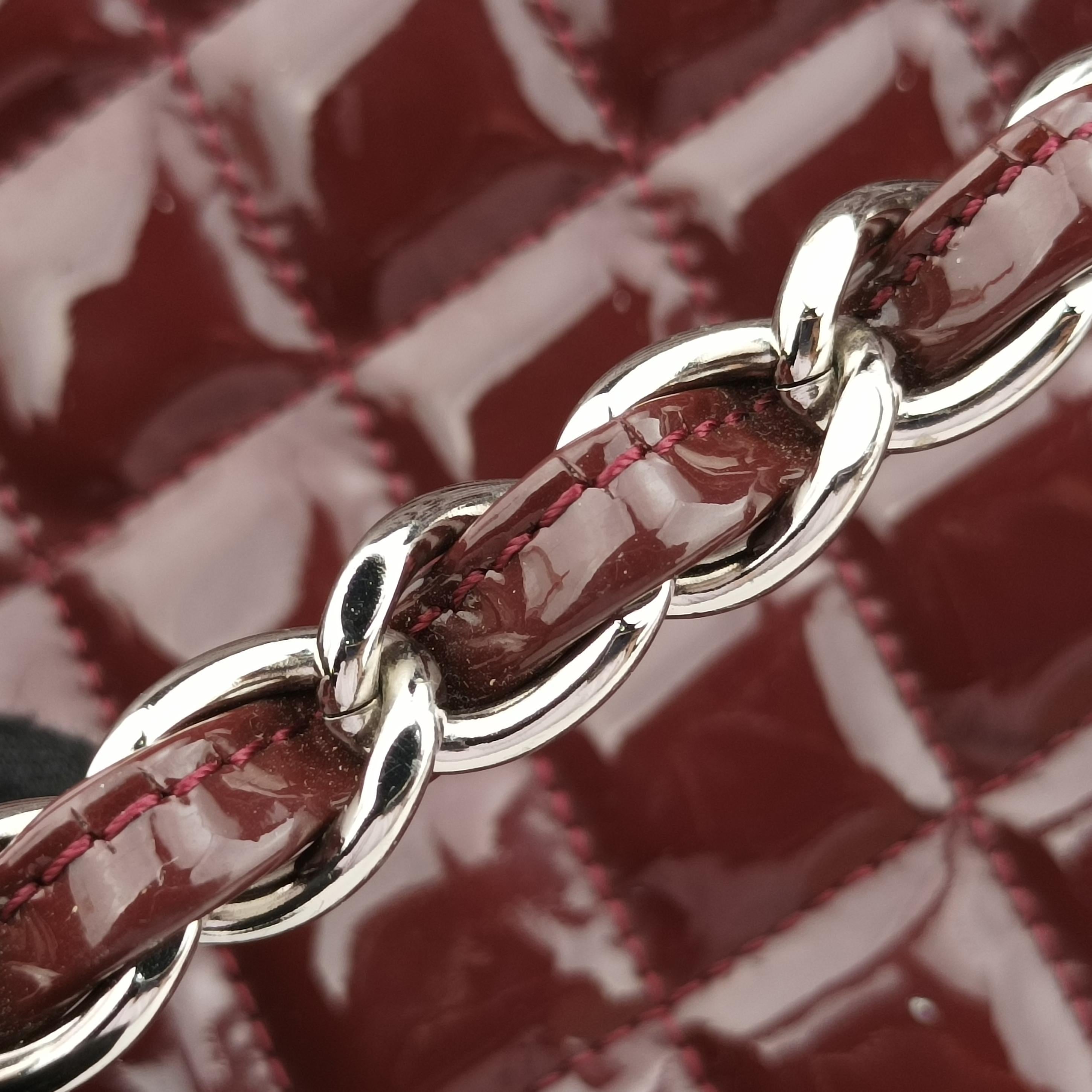 Pre-owned Chanel Mademoiselle Bowling Burgundy Patent A50561 handbag | stylenewstar