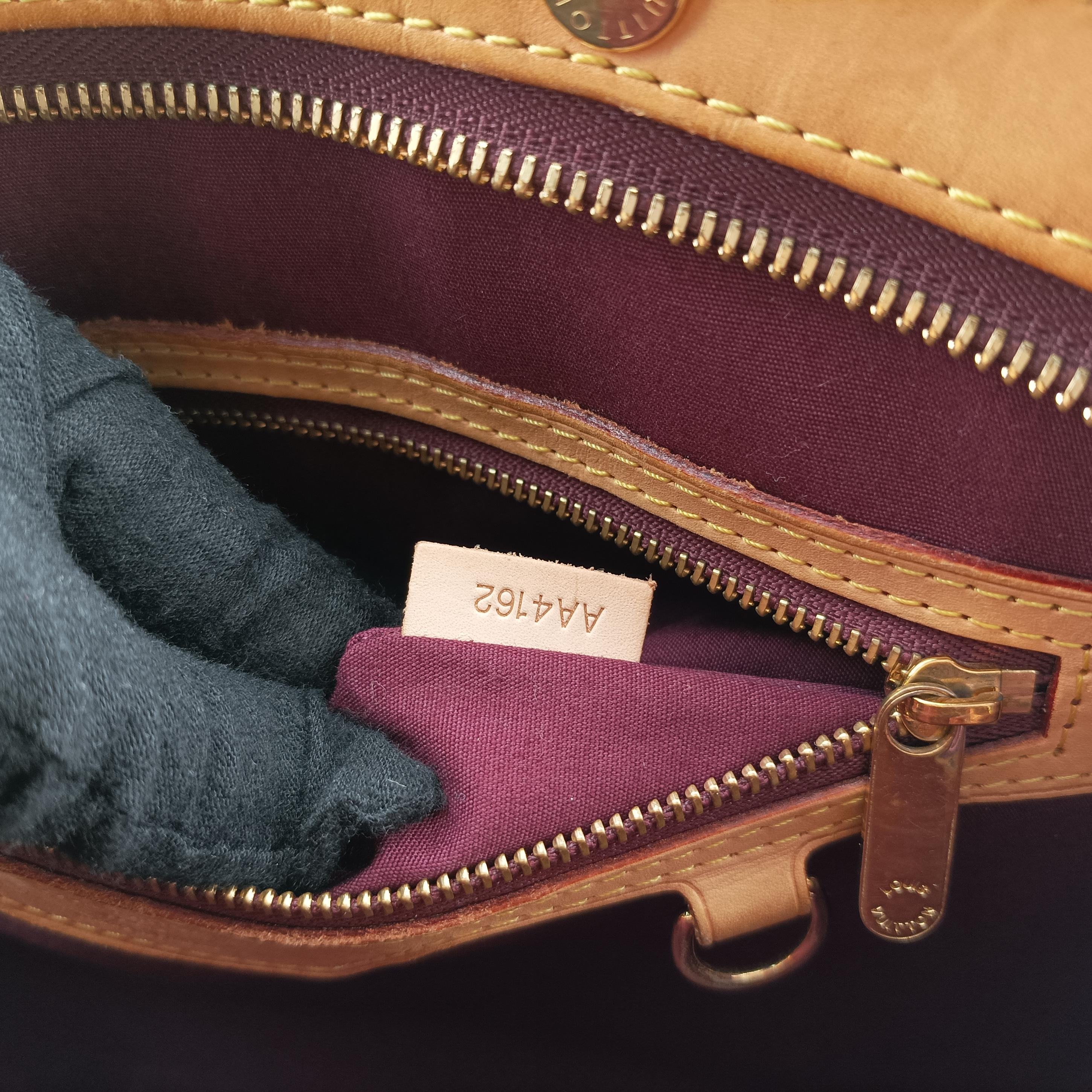 Vintage Louis Vuitton Brea MM Amarante Vernis M91619 shoulderbag | stylenewstar