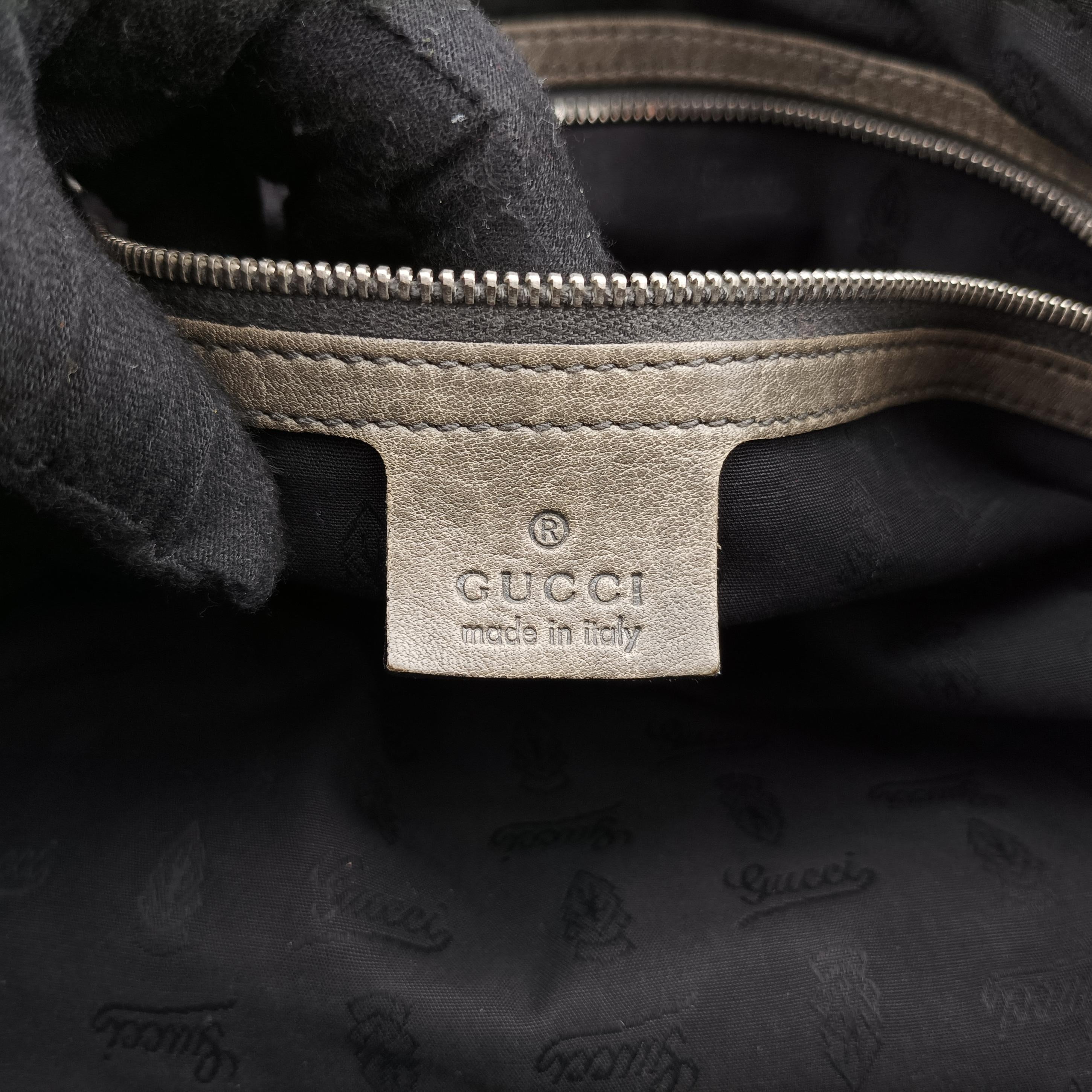 Pre-owned Gucci Medium Bamboo Green Leather 232959 handbag | stylenewstar