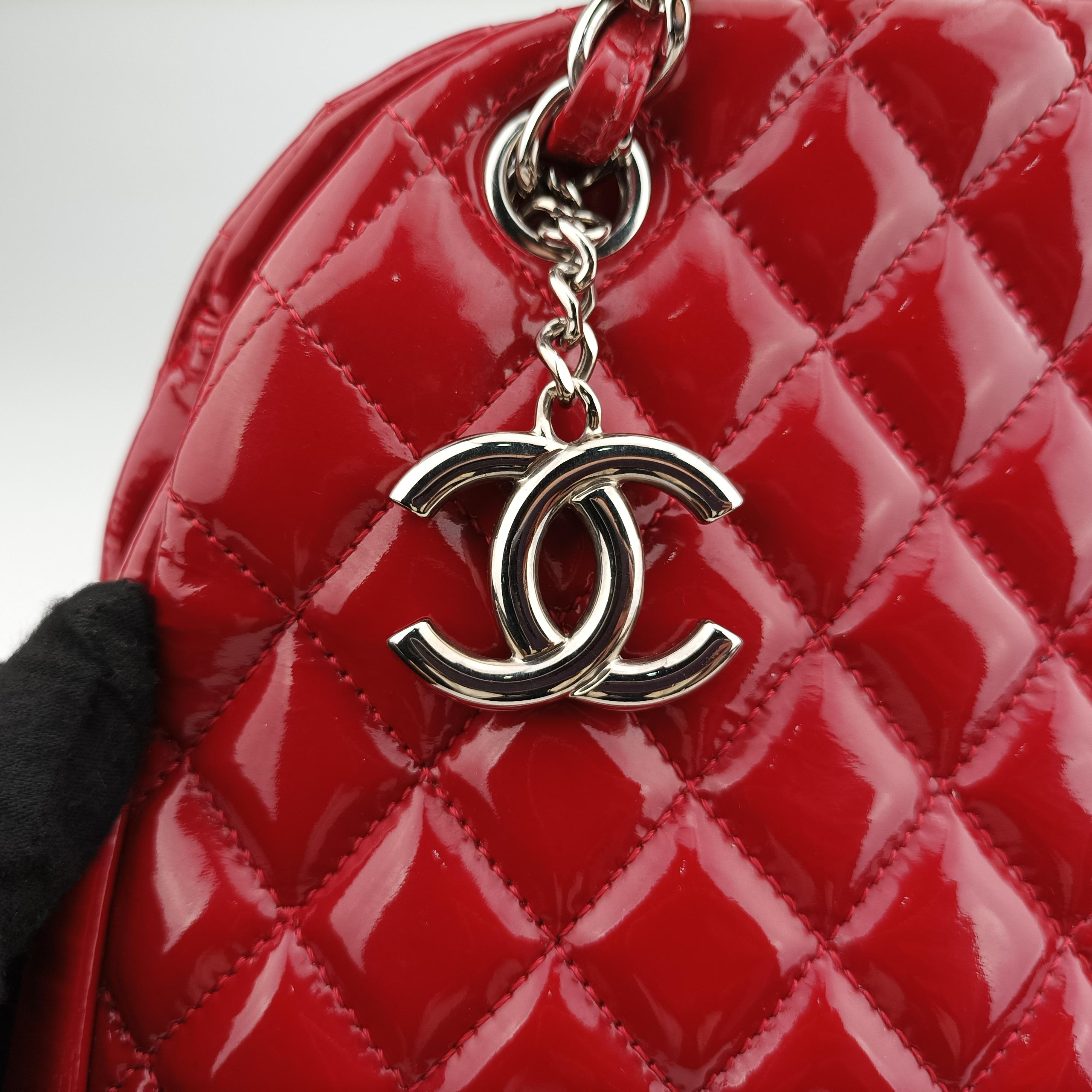 Pre-owned Chanel Mademoiselle Bowling Red Patent A50558 handbag | stylenewstar