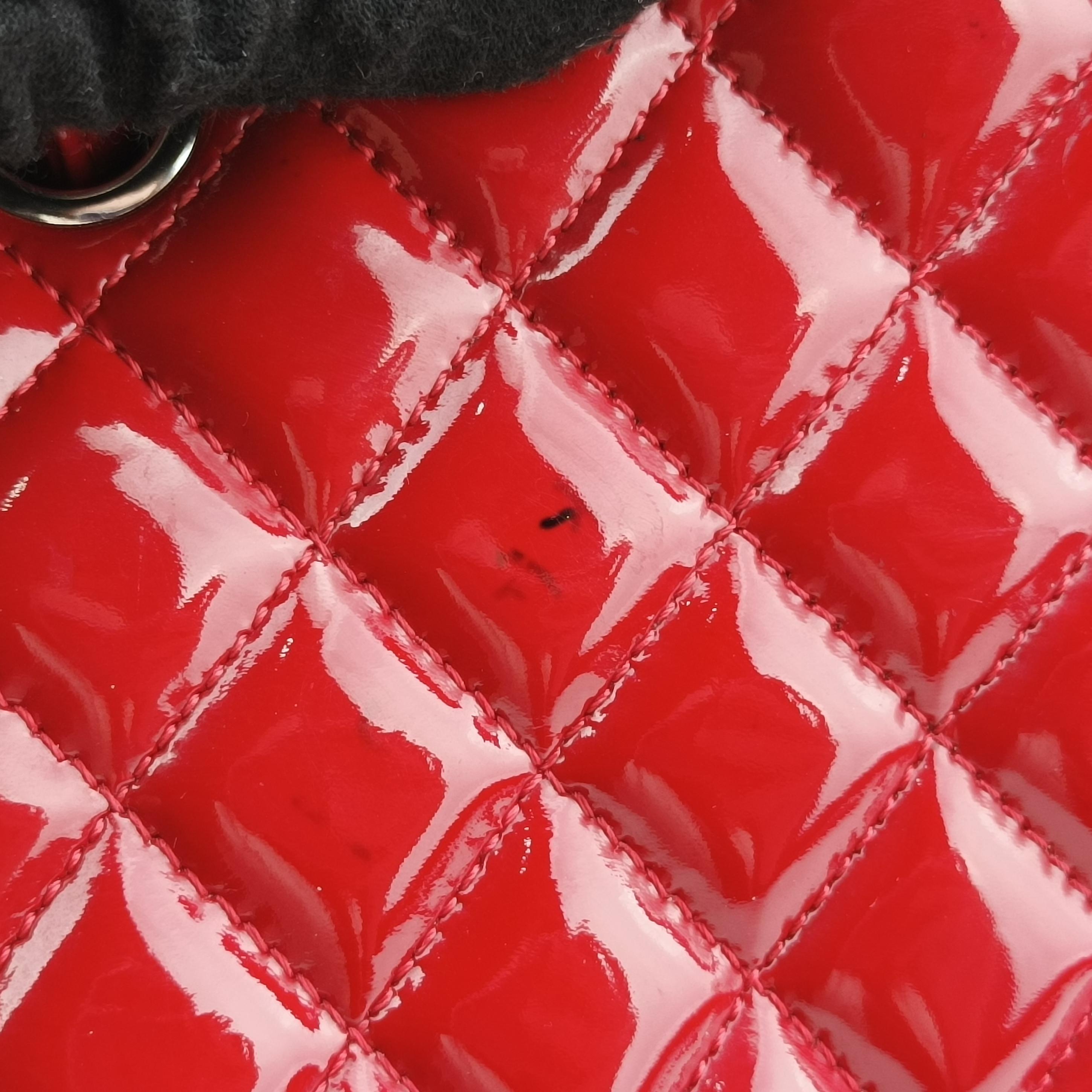 Pre-owned Chanel Mademoiselle Bowling Red Patent A50558 handbag | stylenewstar