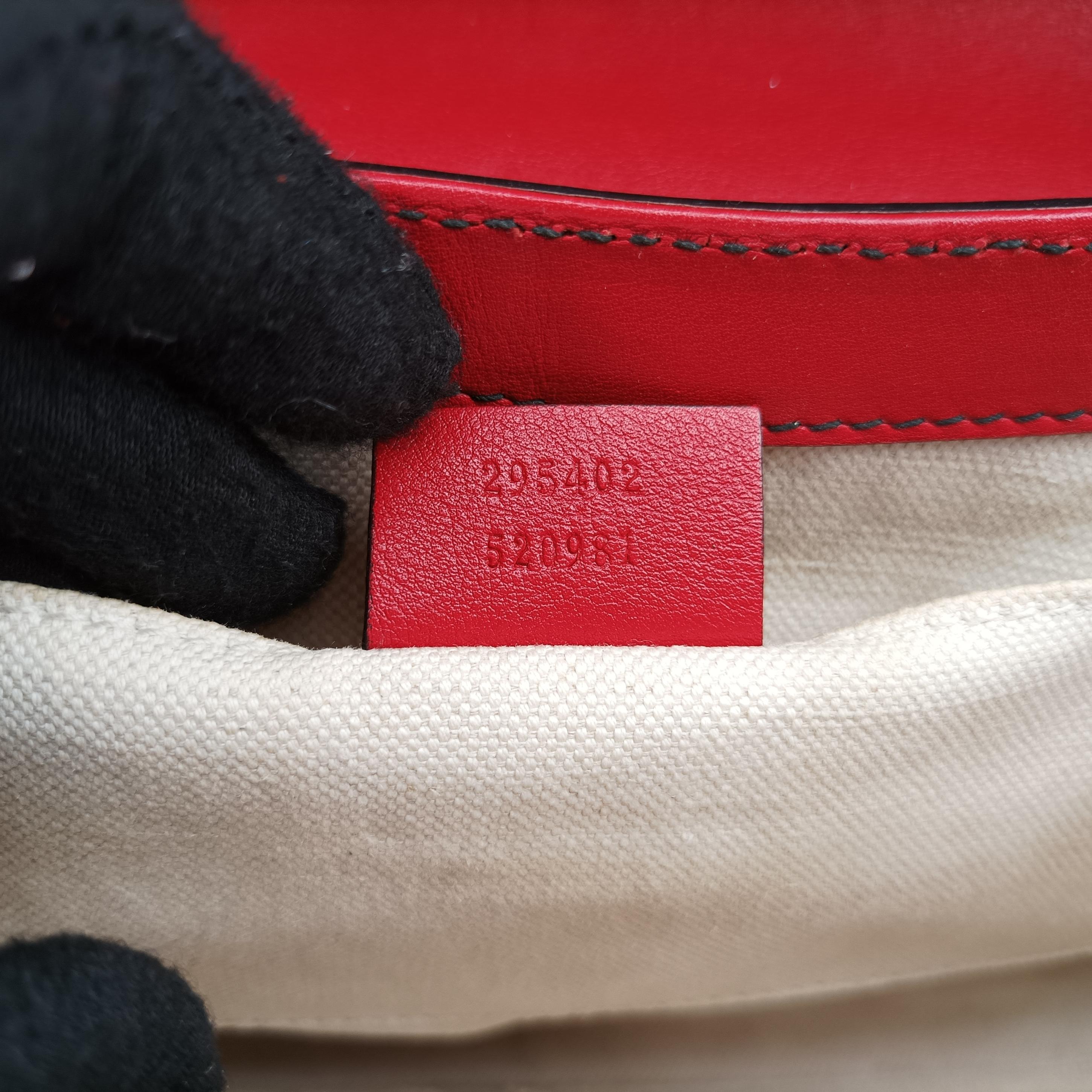 Vintage Gucci Emily Red Leather 295402 shoulderbag | stylenewstar