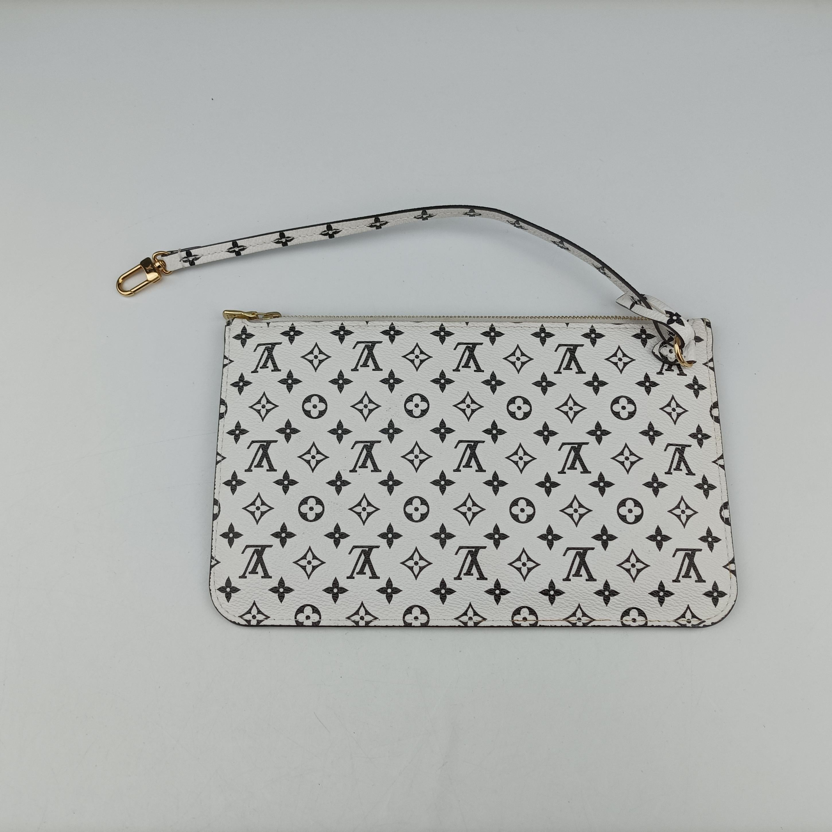 Pre-owned Louis Vuitton Neverfull MM Green Monogram Giant M44568 shoulderbag | stylenewstar