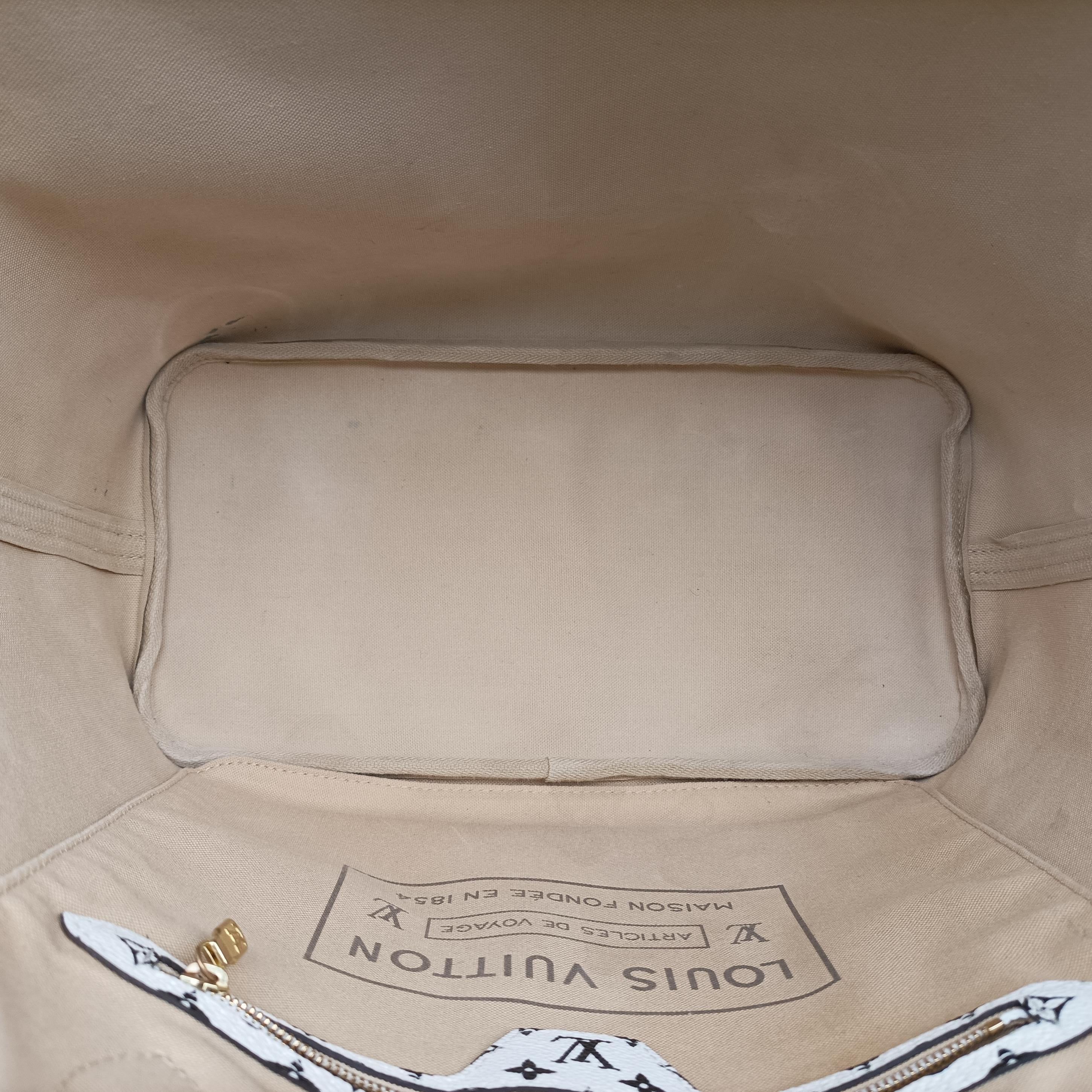 Pre-owned Louis Vuitton Neverfull MM Green Monogram Giant M44568 shoulderbag | stylenewstar