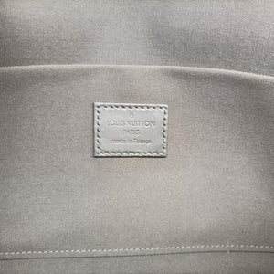 Vintage Louis Vuitton Pochette Felice Silver Vernis M68648 shoulderbag | stylenewstar