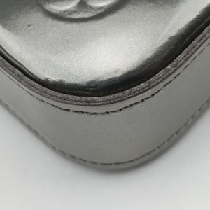 Vintage Louis Vuitton Pochette Felice Silver Vernis M68648 shoulderbag | stylenewstar