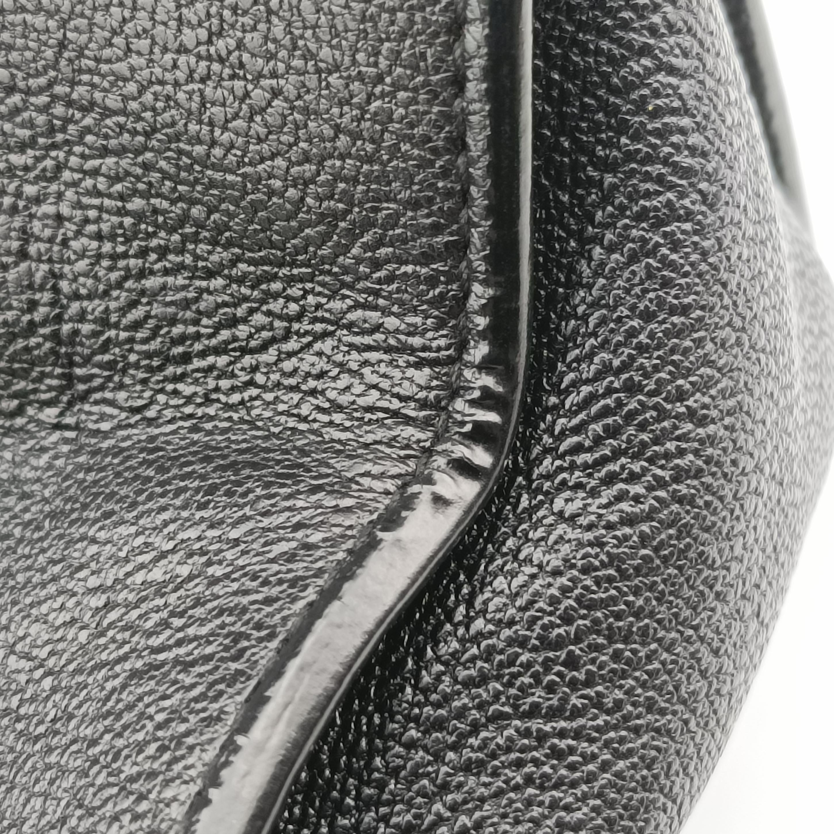 Pre-owned Yves Saint Laurent Cabas ChYc Mini Black Leather 311222 shoulderbag | stylenewstar