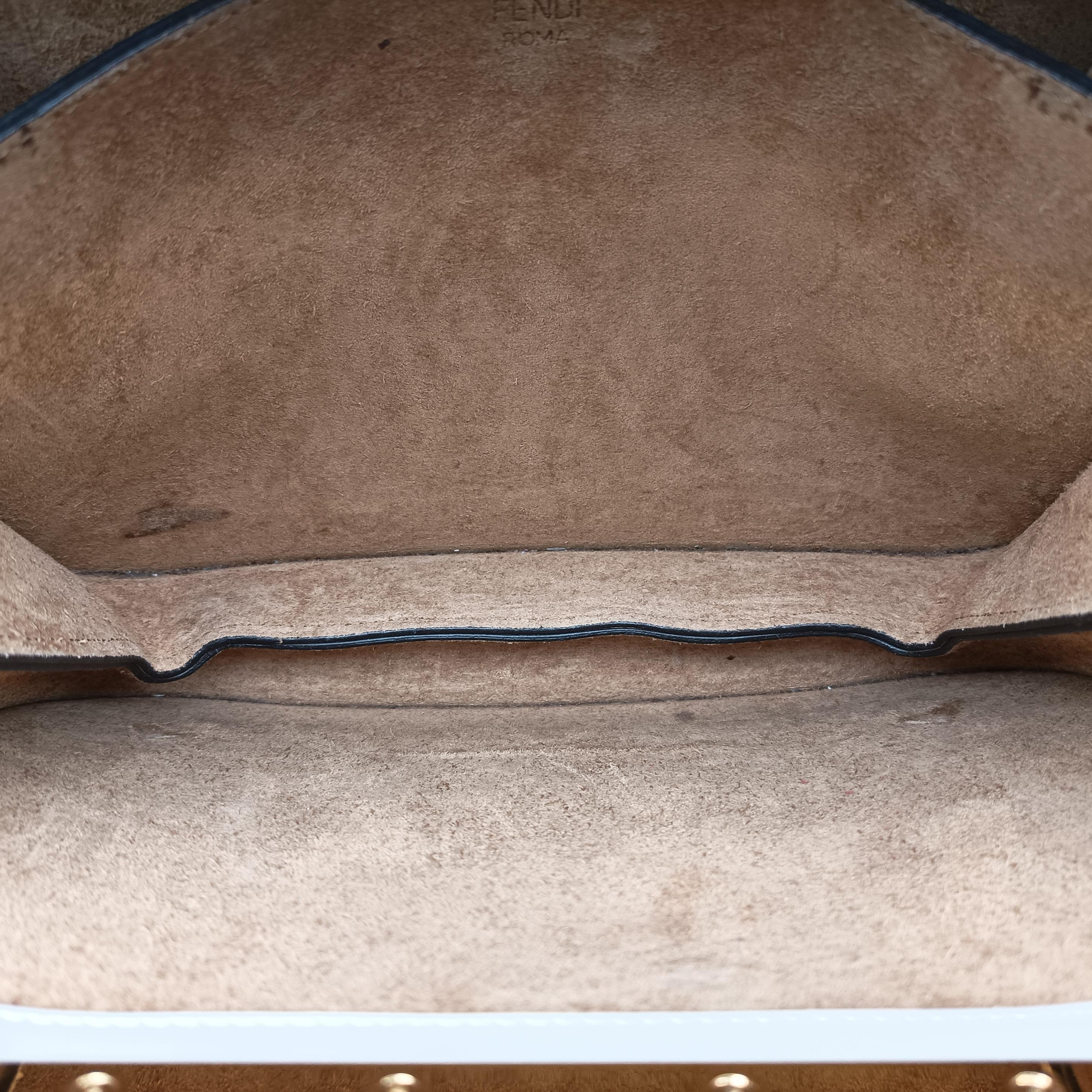 Secondhand Fendi Touch Beige Leather 8BT349 shoulderbag | stylenewstar