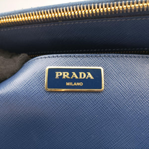 Vintage Prada Galleria front pocket Blue SAFFIANO Leather BN2674 shoulderbag | stylenewstar