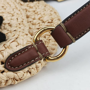 Pre-owned Fendi Croissant Crochet Beige straw 8BR790 shoulderbag | stylenewstar