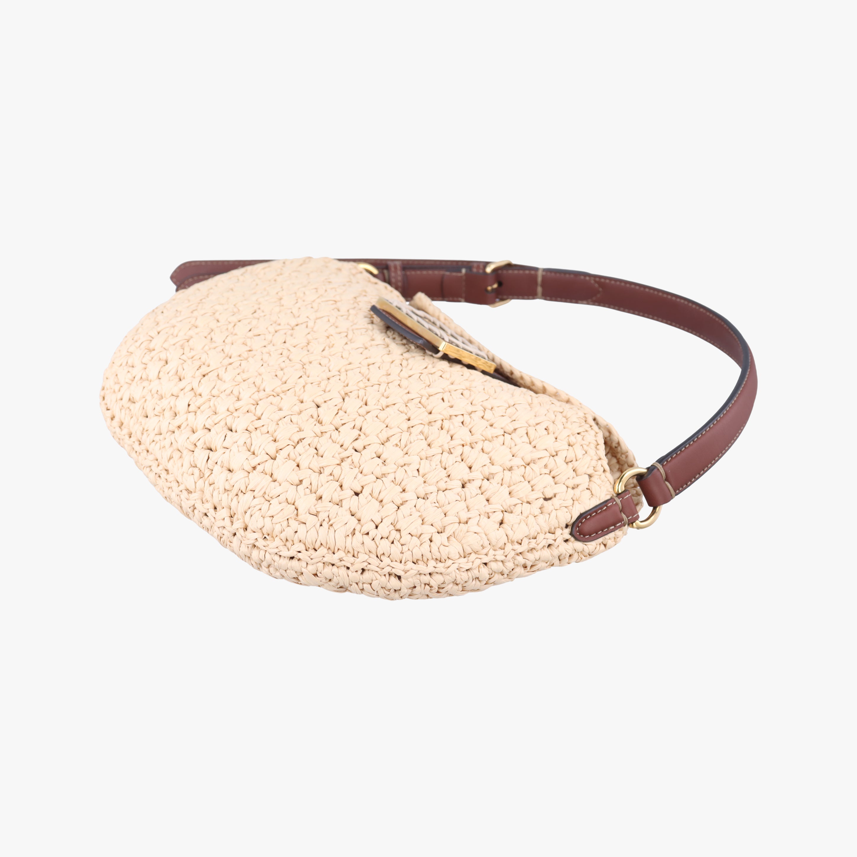 Pre-owned Fendi Croissant Crochet Beige straw 8BR790 shoulderbag | stylenewstar