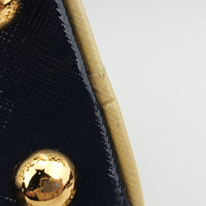 Pre-owned Prada Pyramid Navy×Green Patent  handbag | stylenewstar
