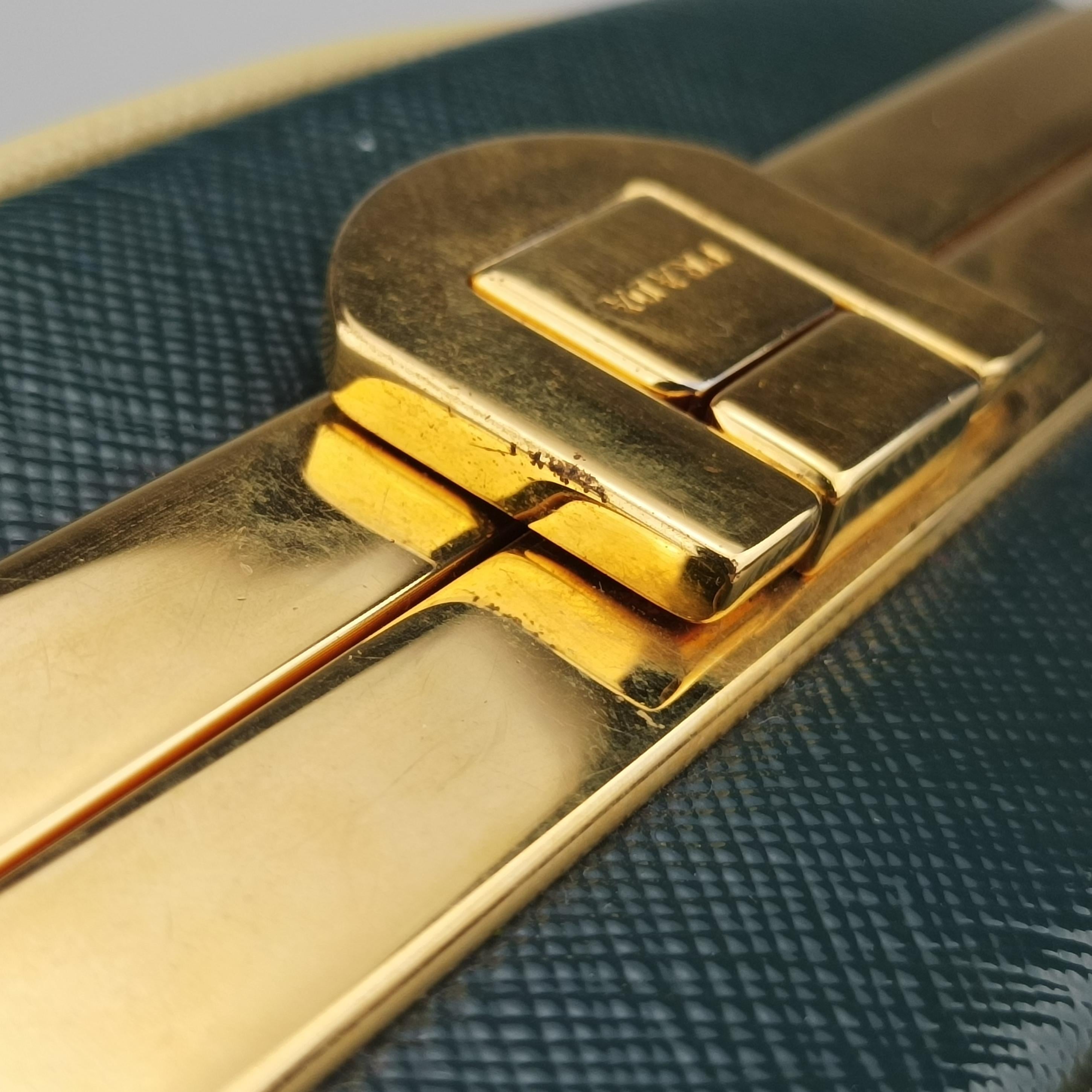 Pre-owned Prada Pyramid Navy×Green Patent  handbag | stylenewstar