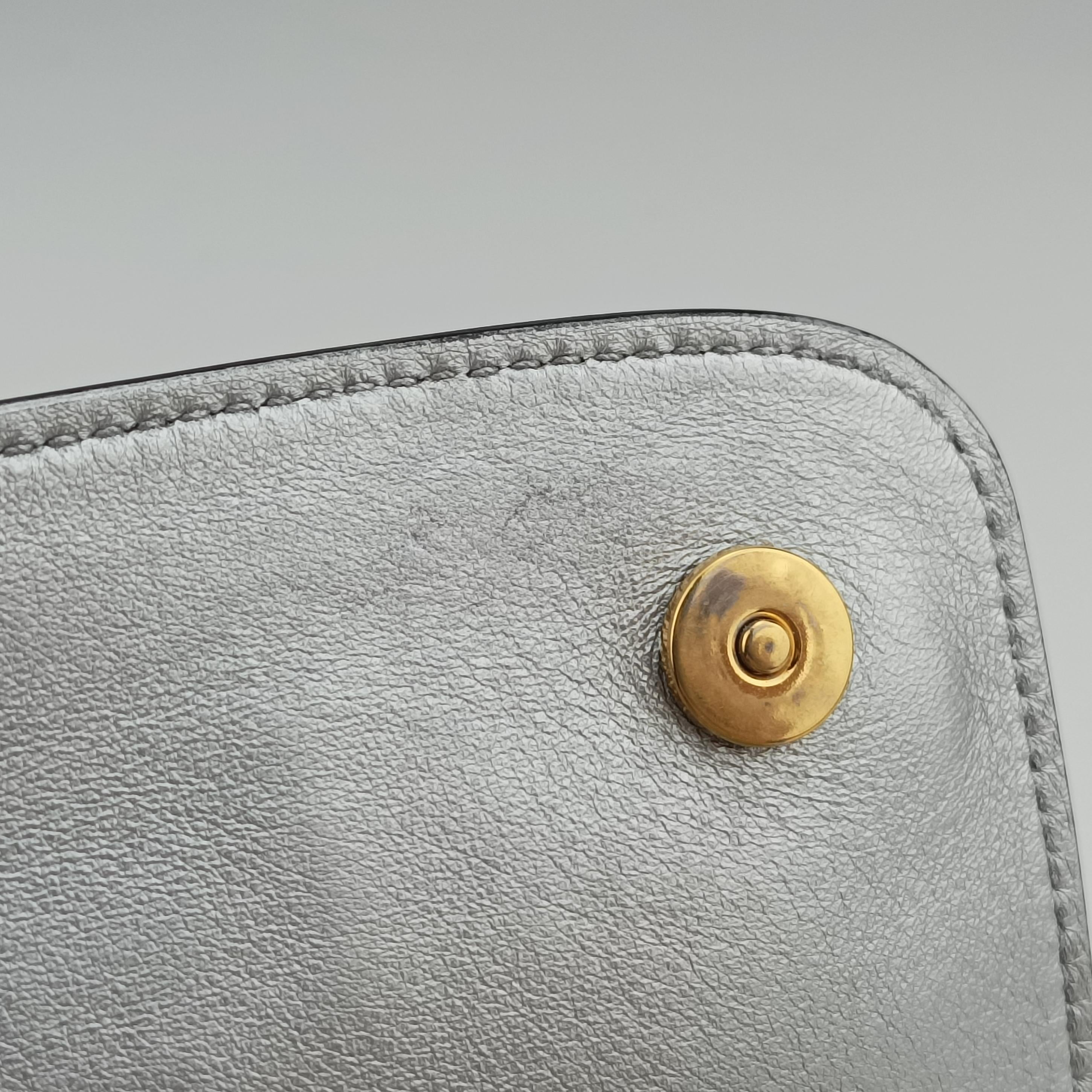 Pre-owned Miu Miu Miu Lady Silver Leather  shoulderbag | stylenewstar