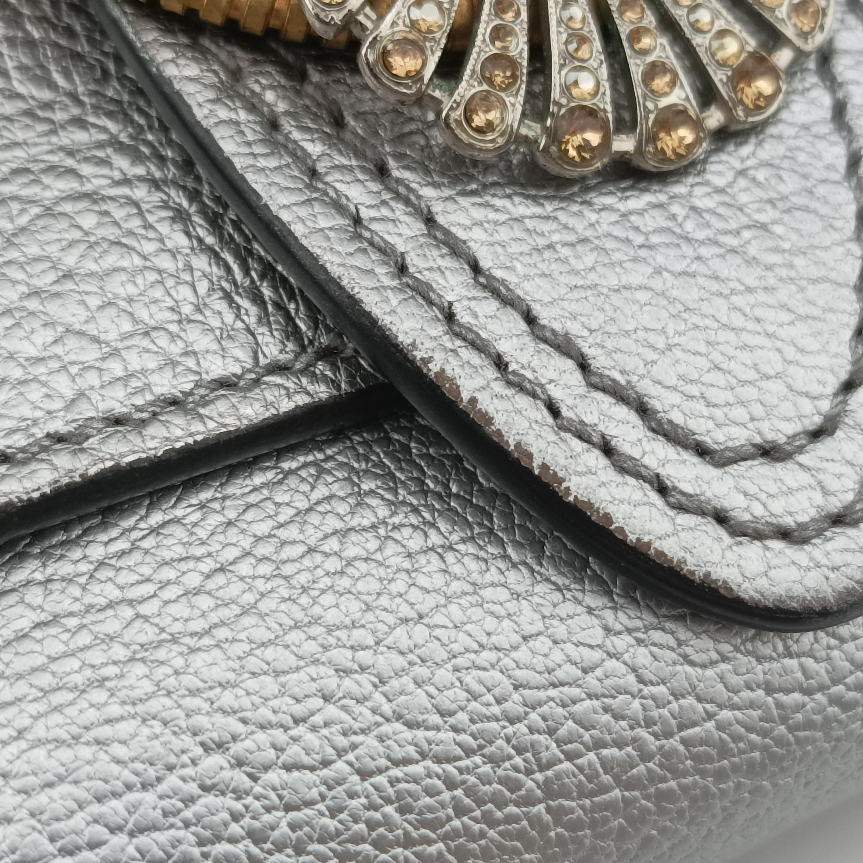 Pre-owned Miu Miu Miu Lady Silver Leather  shoulderbag | stylenewstar