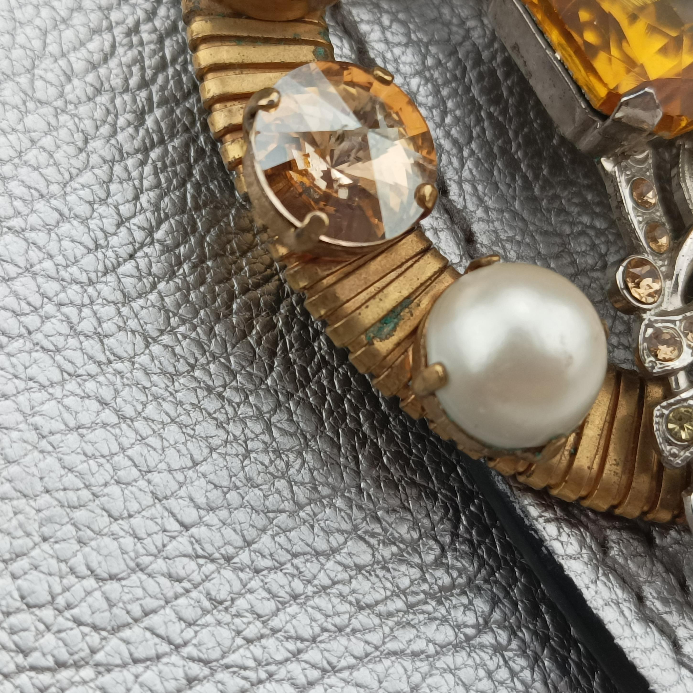 Pre-owned Miu Miu Miu Lady Silver Leather  shoulderbag | stylenewstar