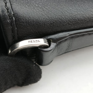 Vintage Prada triangle logo plate Black leather 2VG033 shoulderbag | stylenewstar