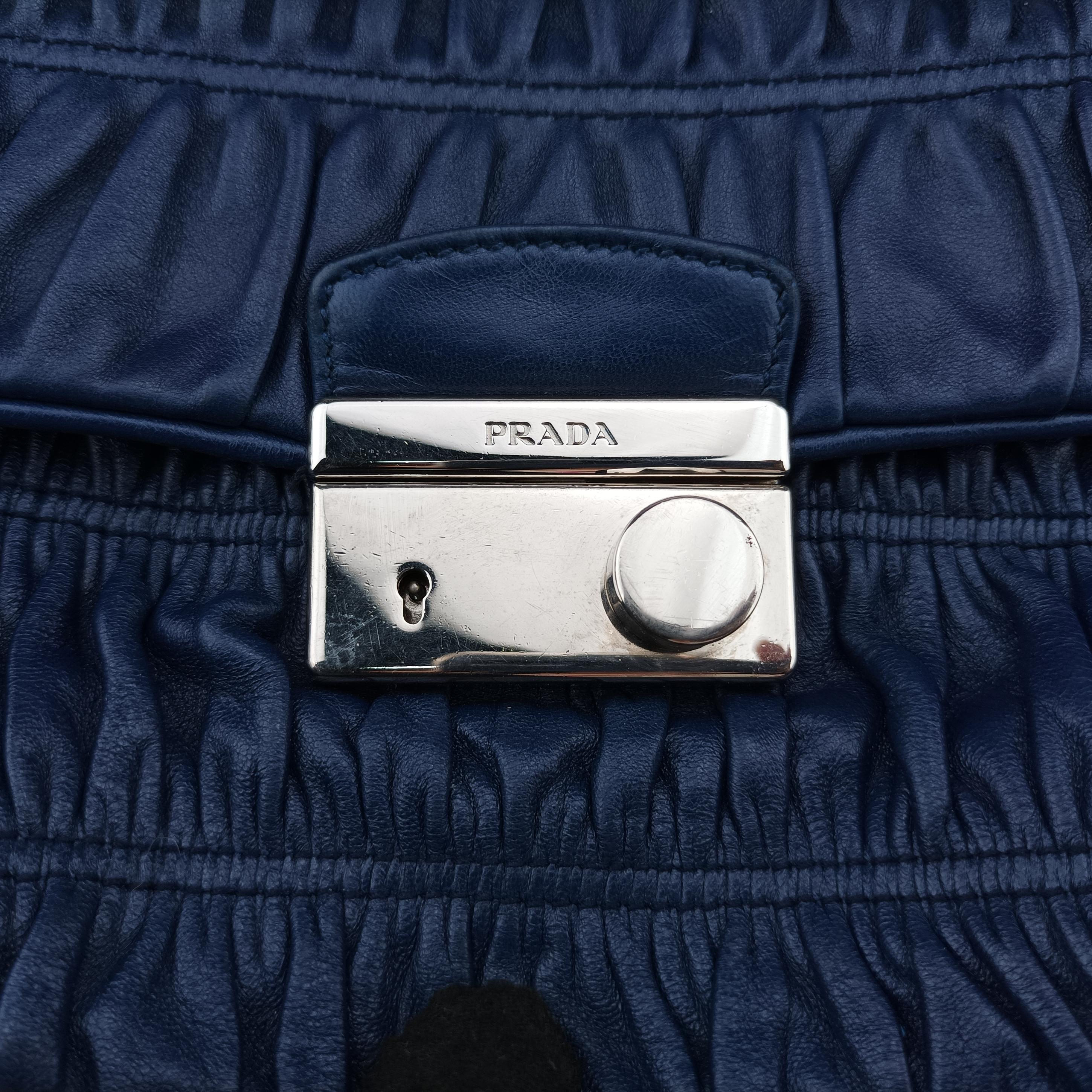 Pre-owned Prada Nappa Gaufre Sound Lock Blue nappa leather BT0939 shoulderbag | stylenewstar