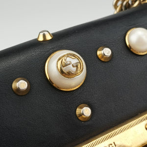 Secondhand Gucci Padlock Black Leather 432182 shoulderbag | stylenewstar