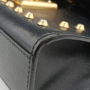 Secondhand Gucci Padlock Black Leather 432182 shoulderbag | stylenewstar