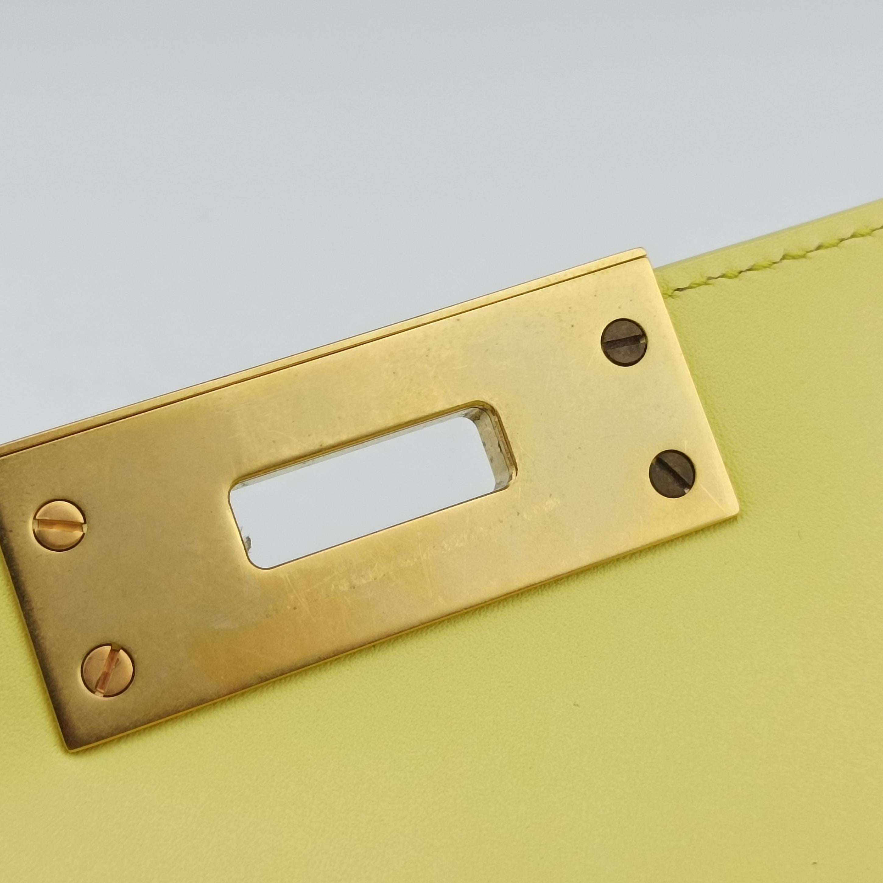 Pre-owned Balenciaga Le Dix Cartable Yellow Leather  shoulderbag | stylenewstar