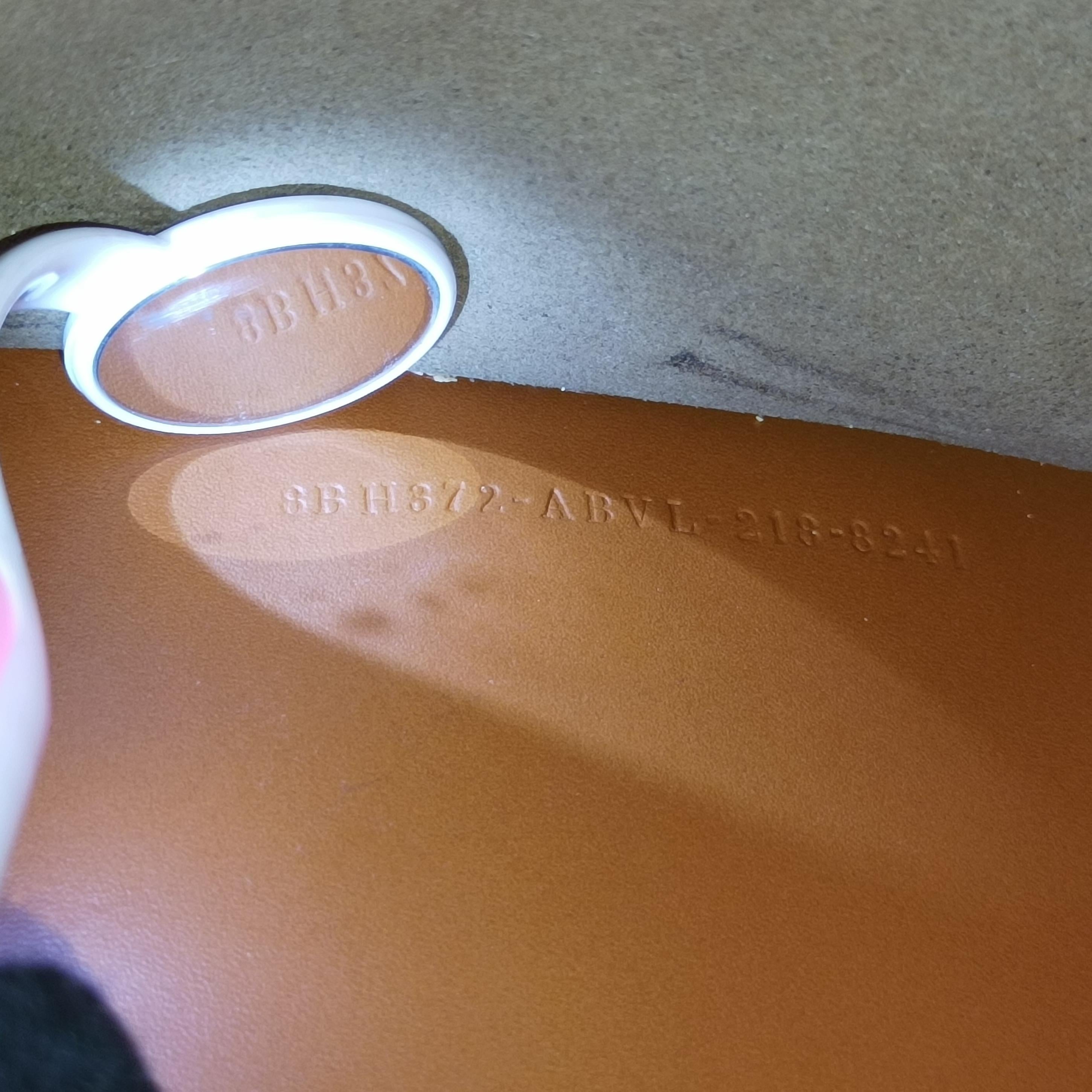 Secondhand Fendi Sunshine Brown Leather 8BH372 handbag | stylenewstar