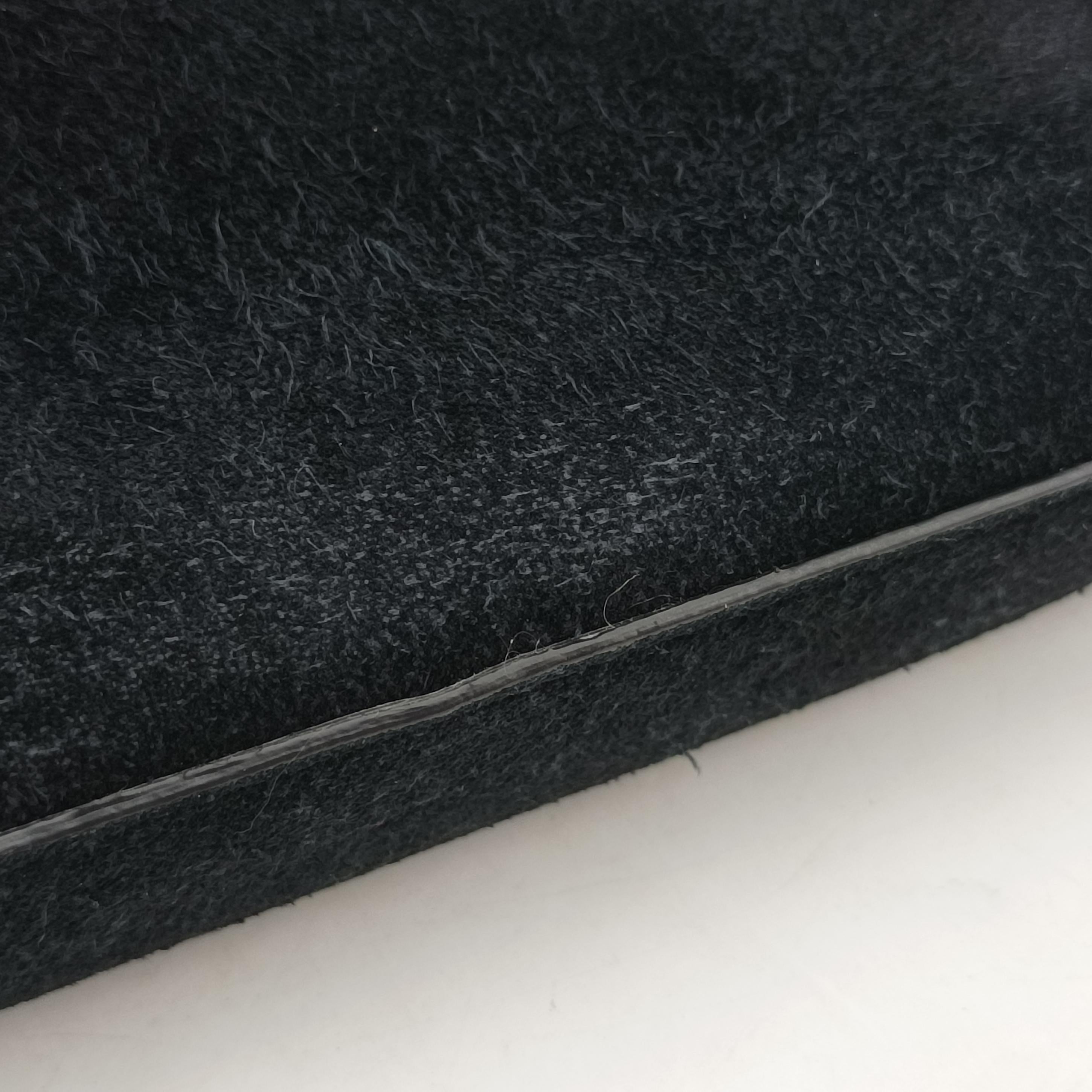 Pre-owned Yves Saint Laurent Kate Star Black Suede 471286 shoulderbag | stylenewstar