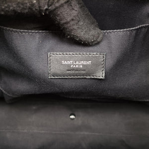 Secondhand Yves Saint Laurent Bold Black Leather 440606 shoulderbag | stylenewstar