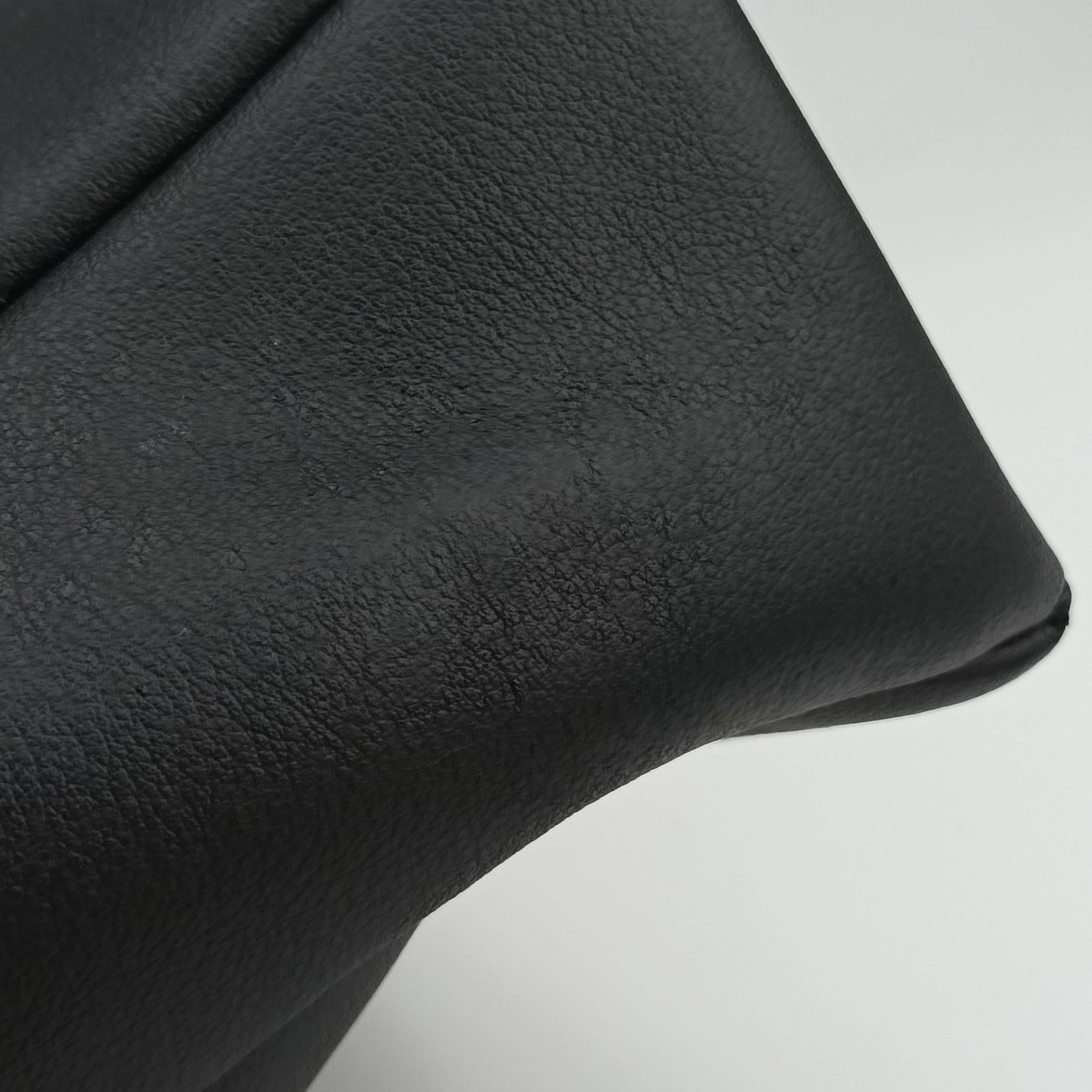 Secondhand Yves Saint Laurent Bold Black Leather 440606 shoulderbag | stylenewstar