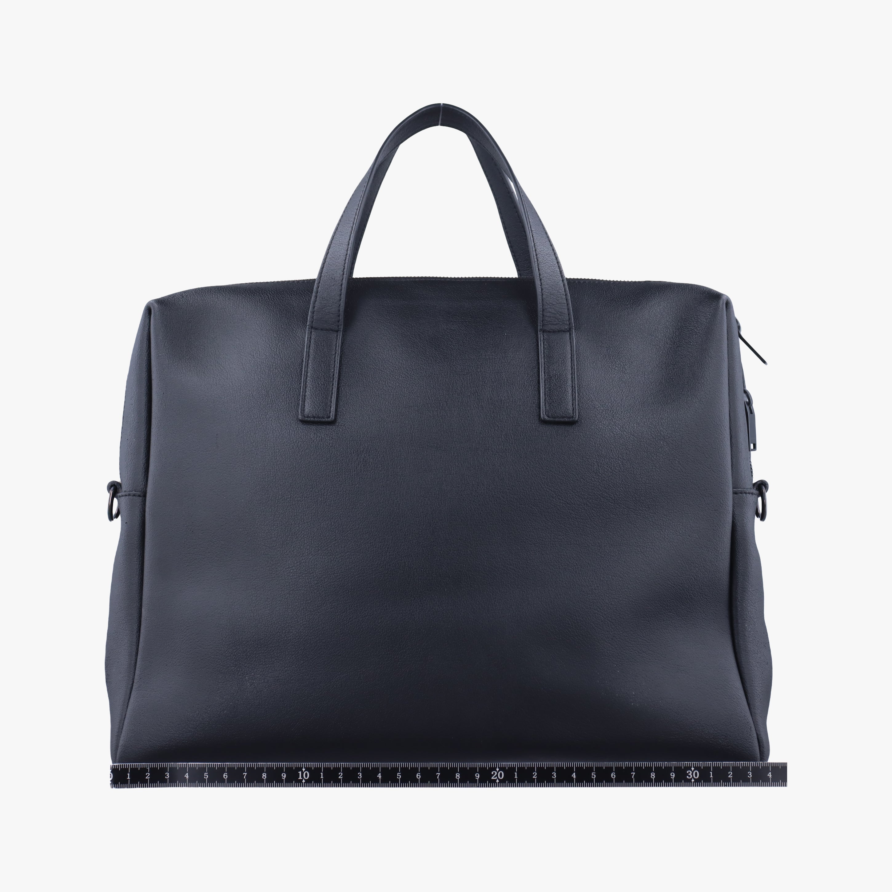 Secondhand Yves Saint Laurent Bold Black Leather 440606 shoulderbag | stylenewstar